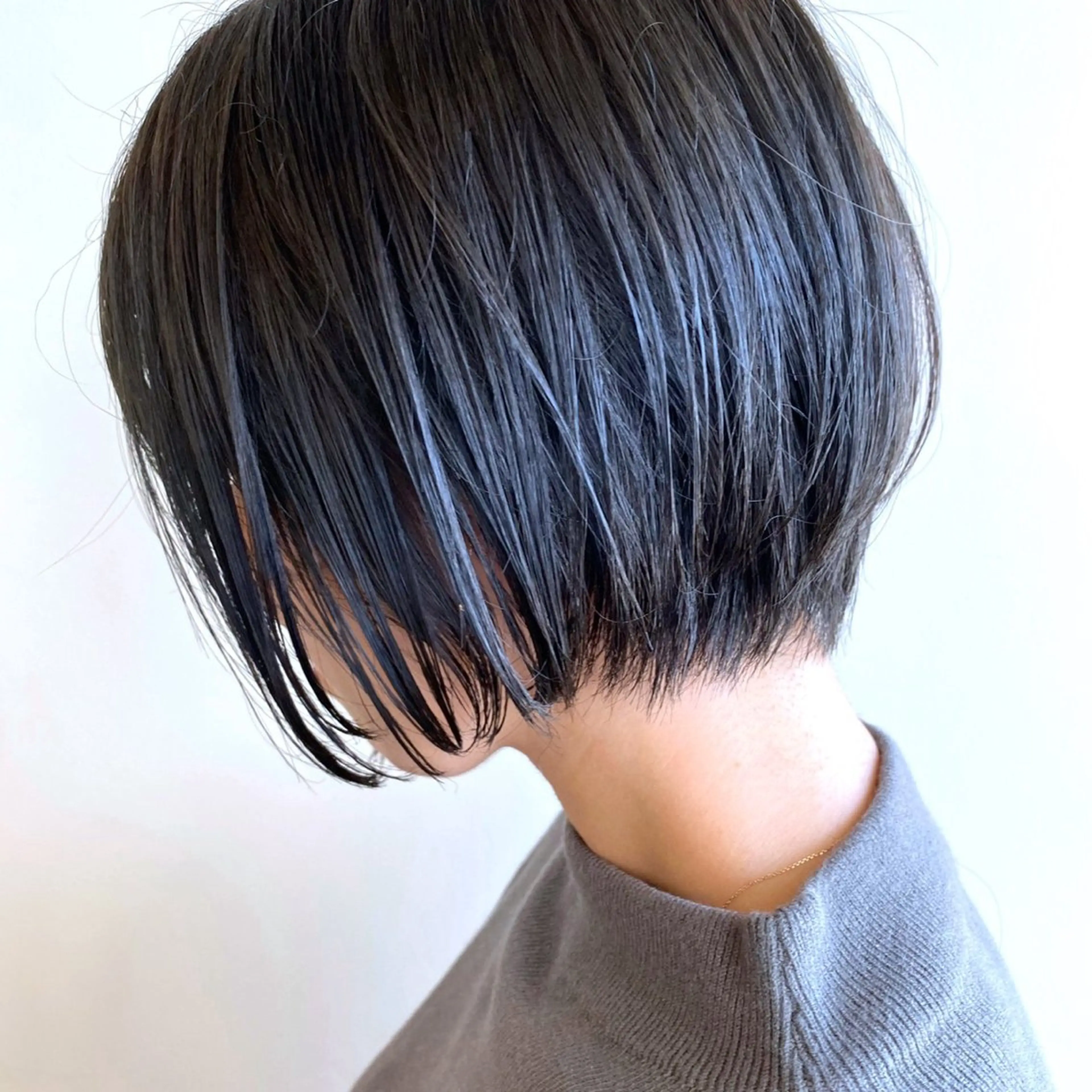 ショート カラー パーマ ヘアアレンジ madokaレイヤー /暖色カラーのヘアスタイル