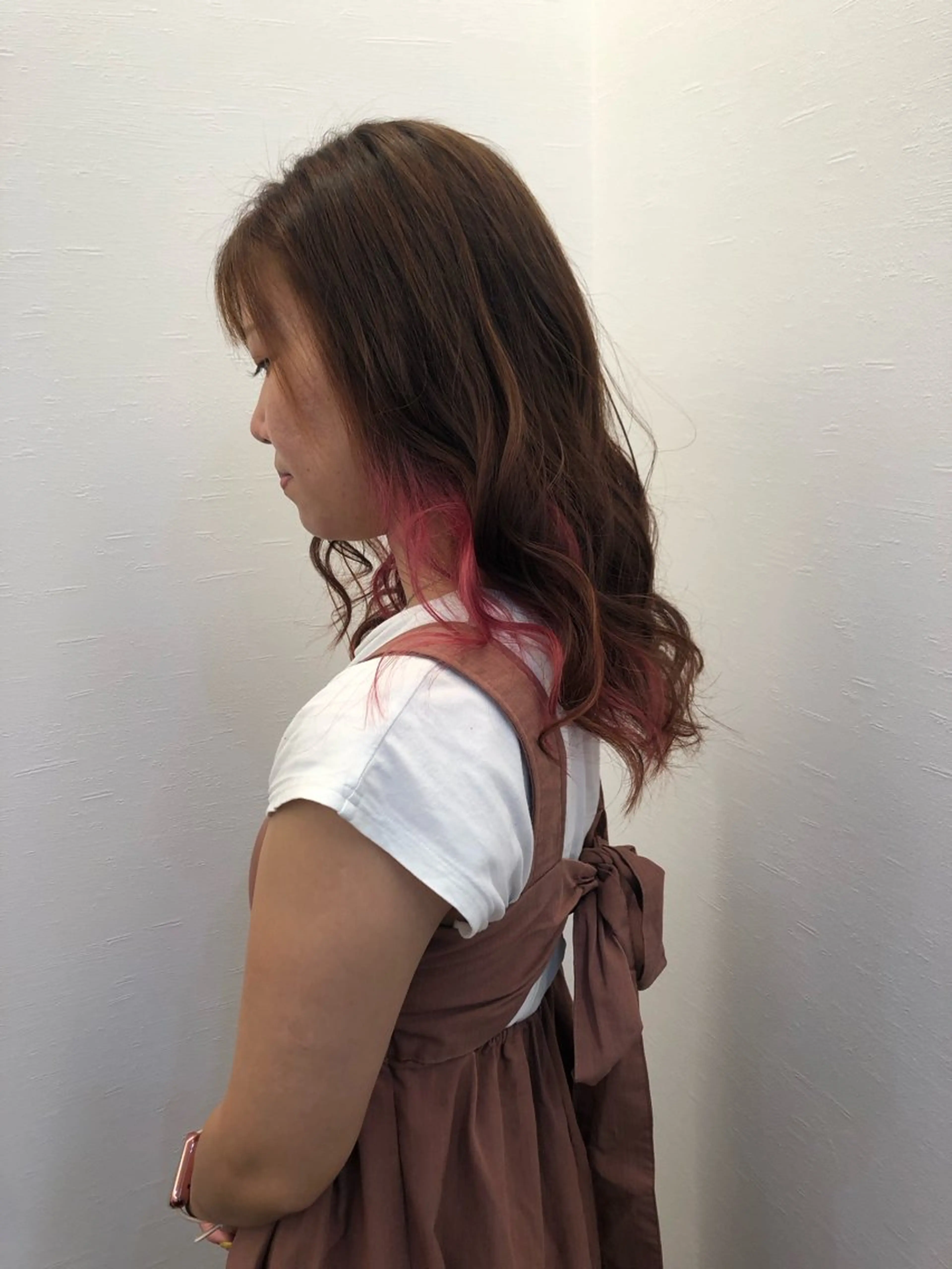 カラー Ruang所属・ツノガイ エリのヘアスタイル