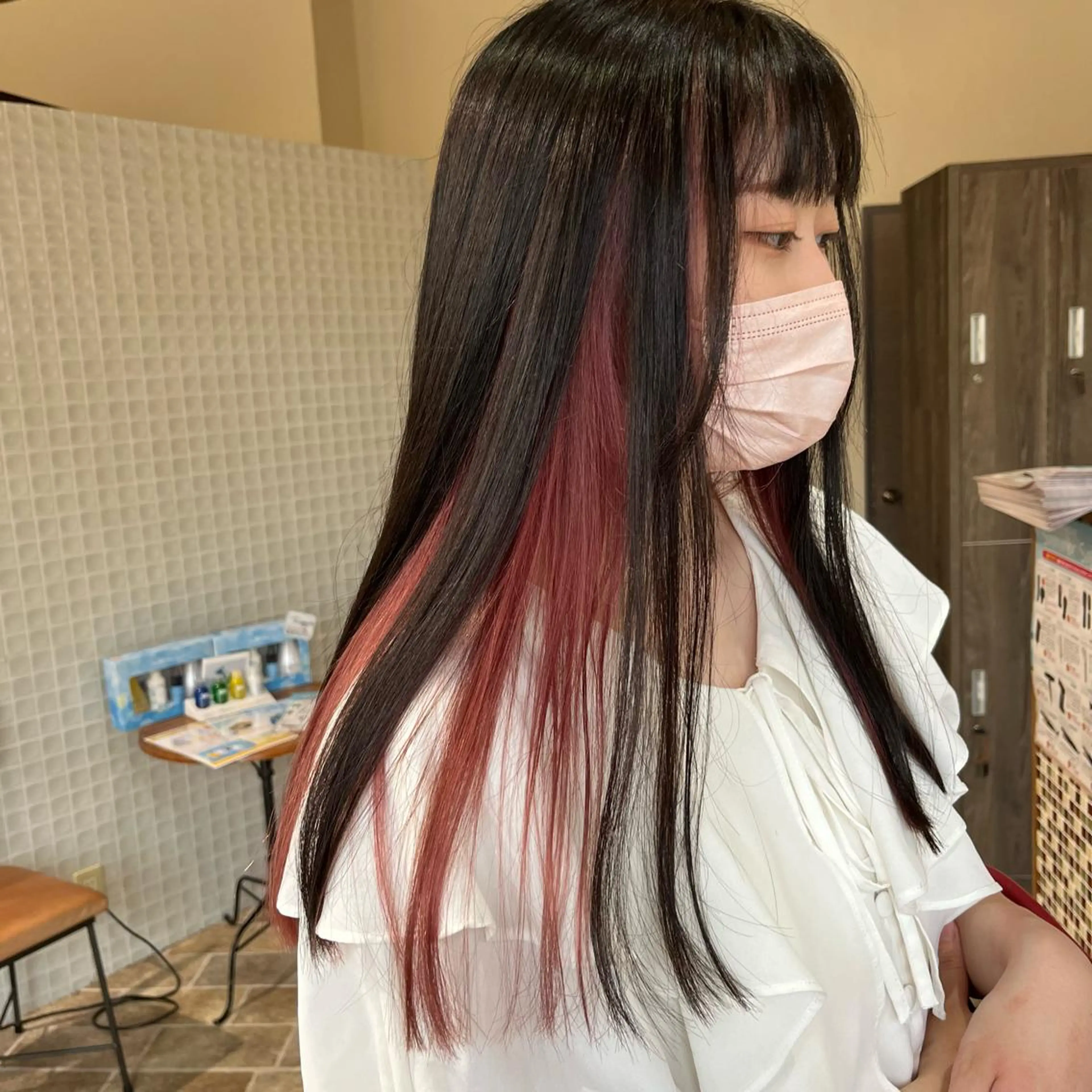 ロング カラー ピンクカラー 中村 友香のヘアスタイル