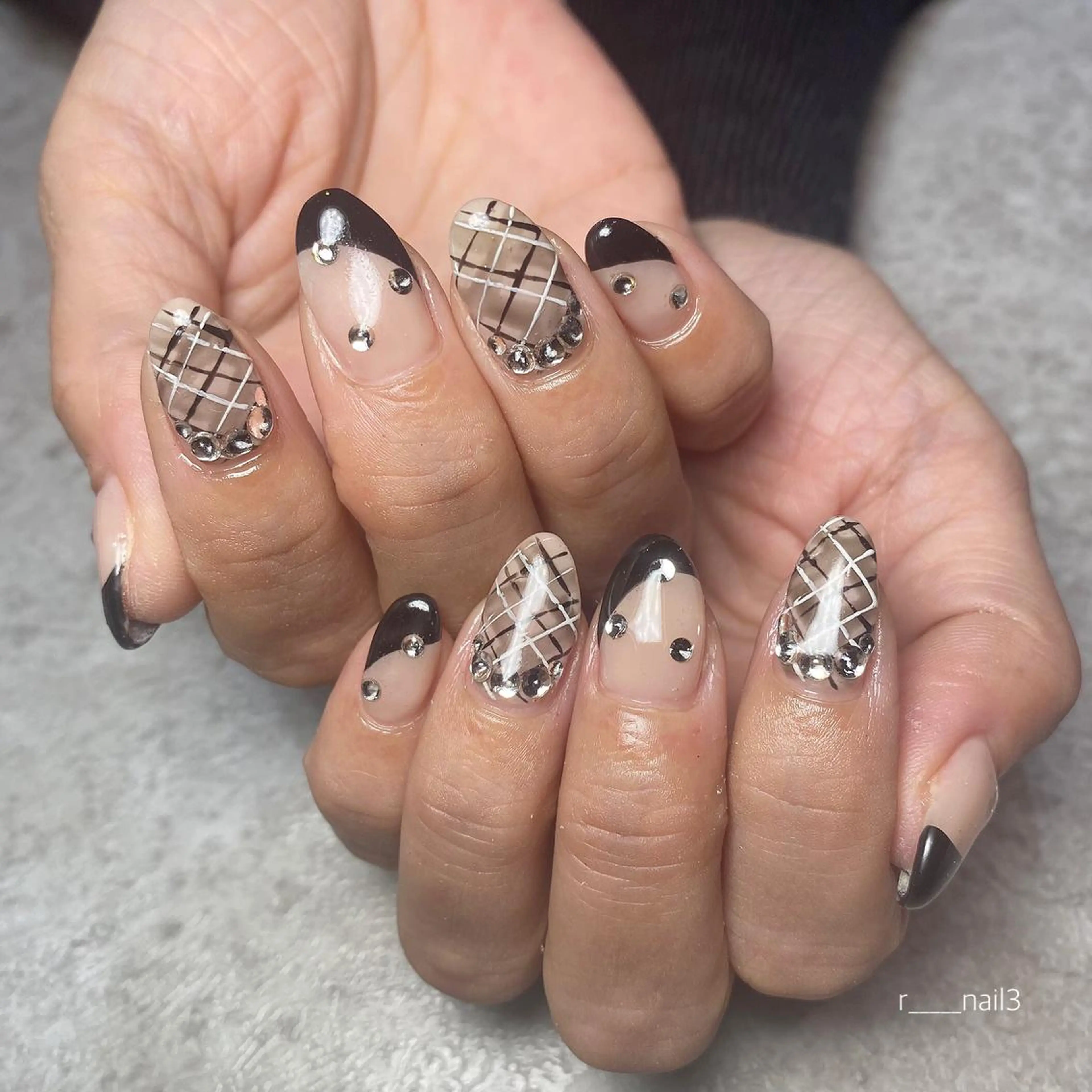 ネイル r. nailのネイルデザイン