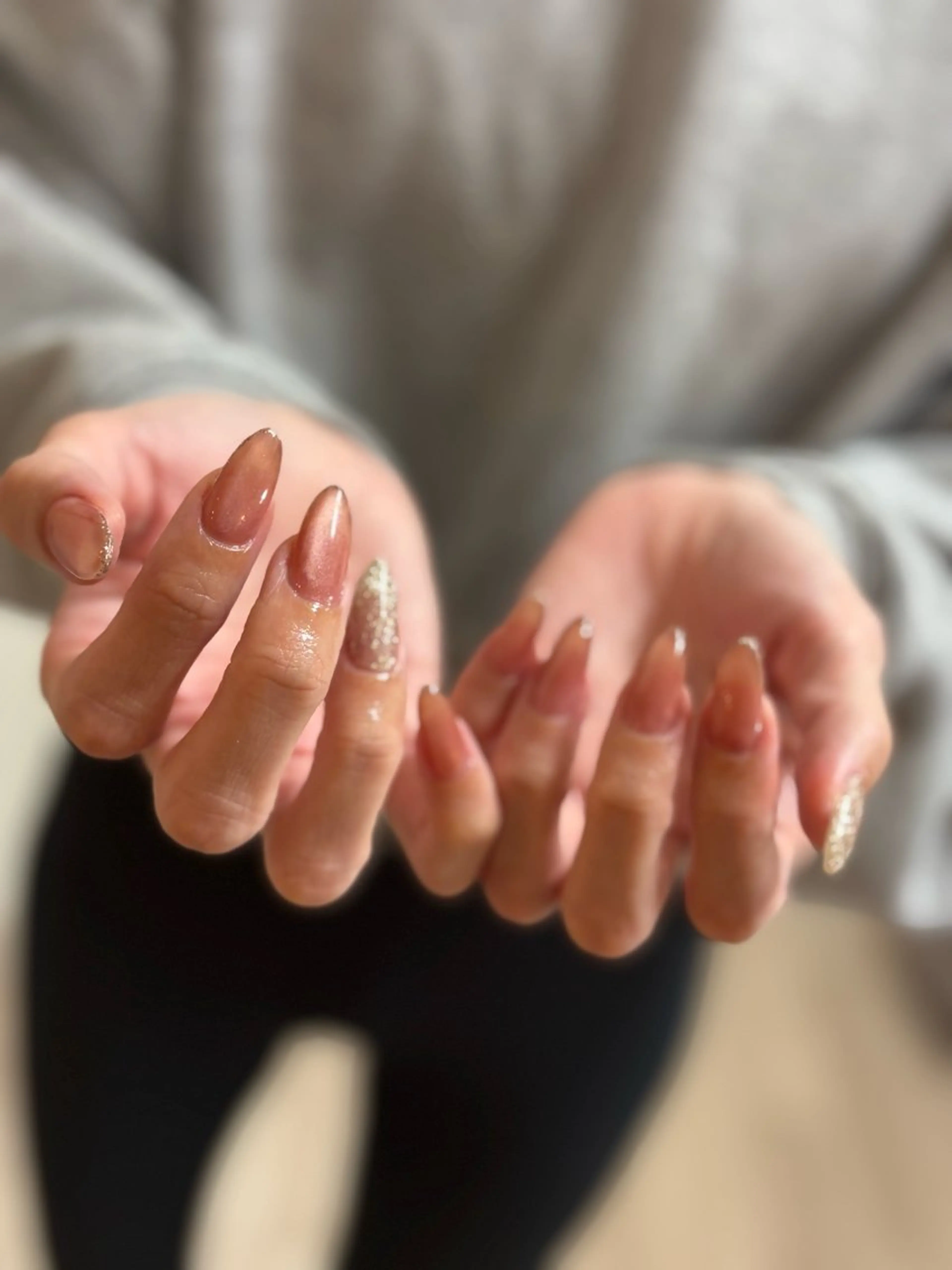 ネイル キラキラネイル ラメ(グリッター) マグネットネイル ハンドネイル Elio所属・Elio 国泰寺のネイルデザイン