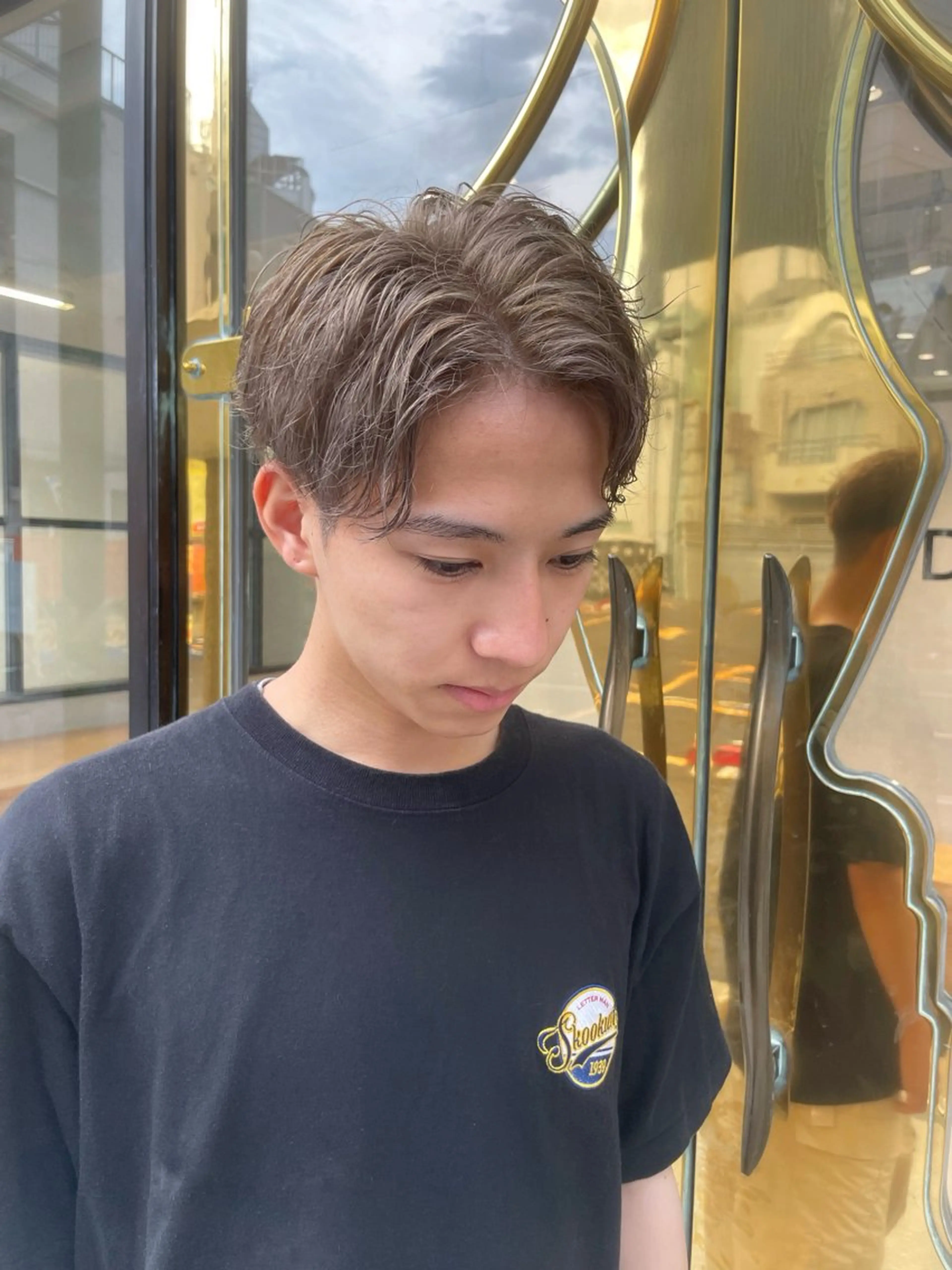 ショート カラー メンズ カット ヘアカラー トリートメント メンズNO.1口コミ 高評価🟡三澤拓海✅のヘアスタイル