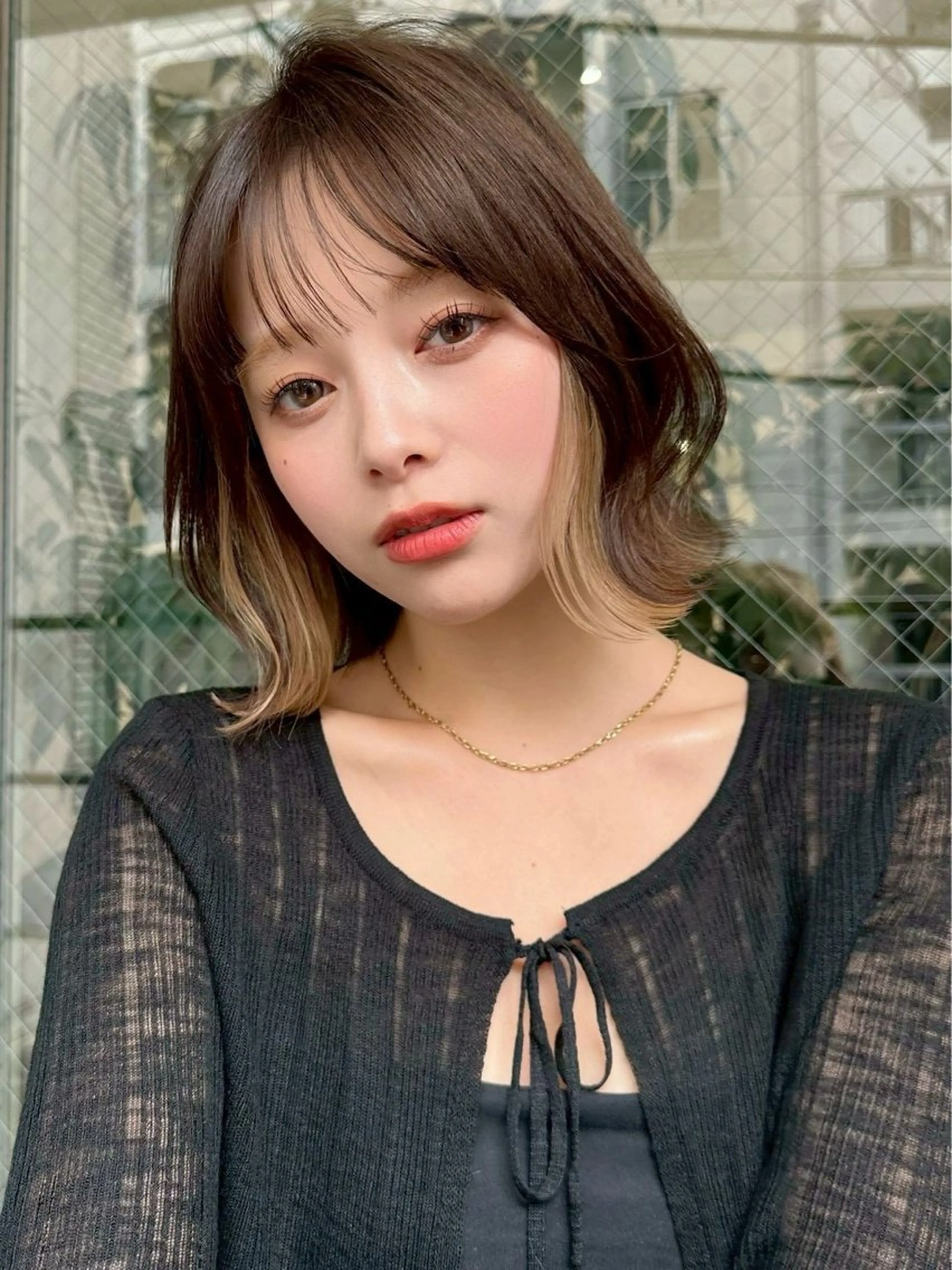 ミディアム ボブ 顔まわりレイヤー レイヤーカット カット ヘアカラー トリートメント 鈴木 菜々映のヘアスタイル