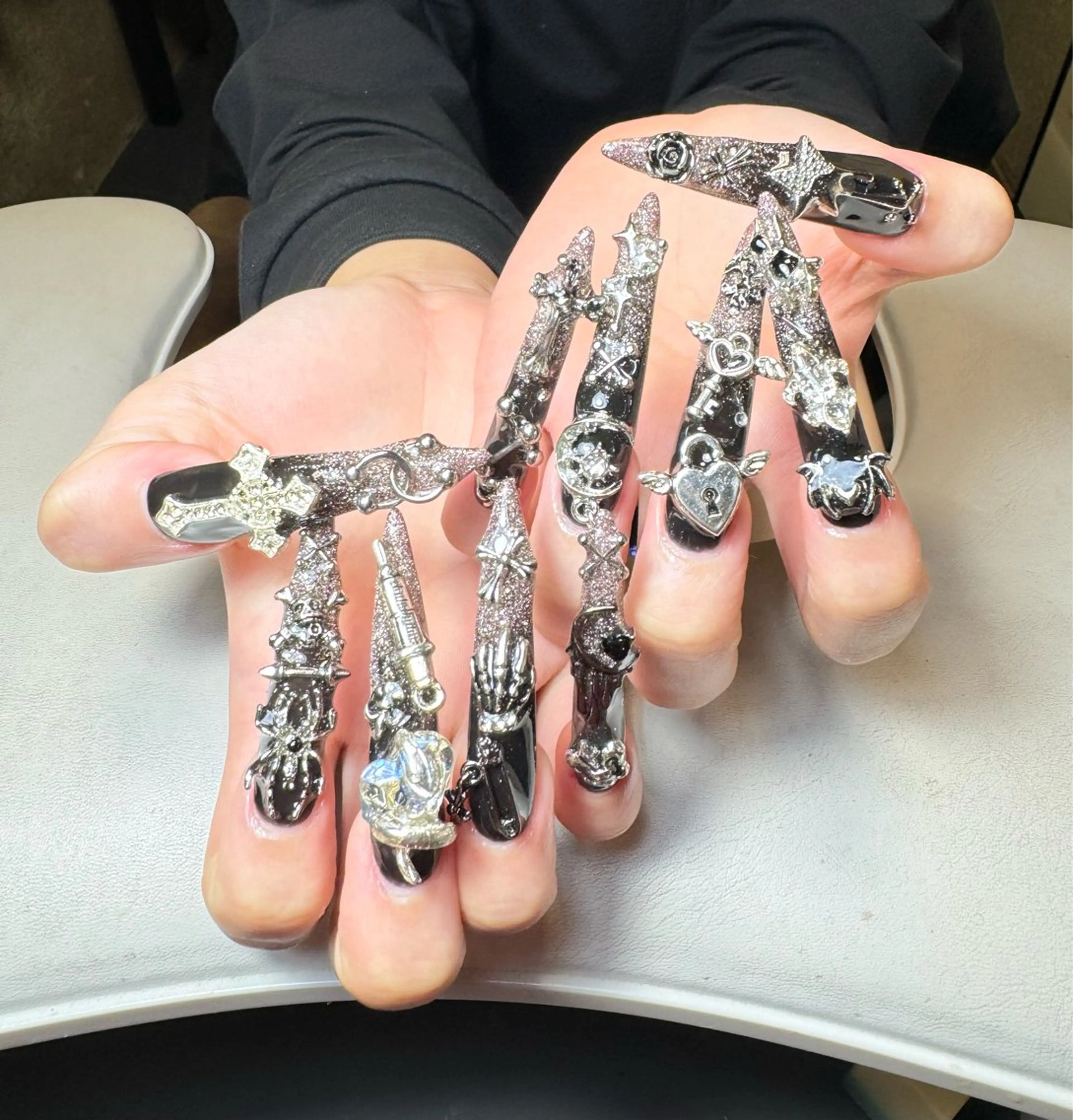 ネイル ハンドネイル ain nailのネイルデザイン