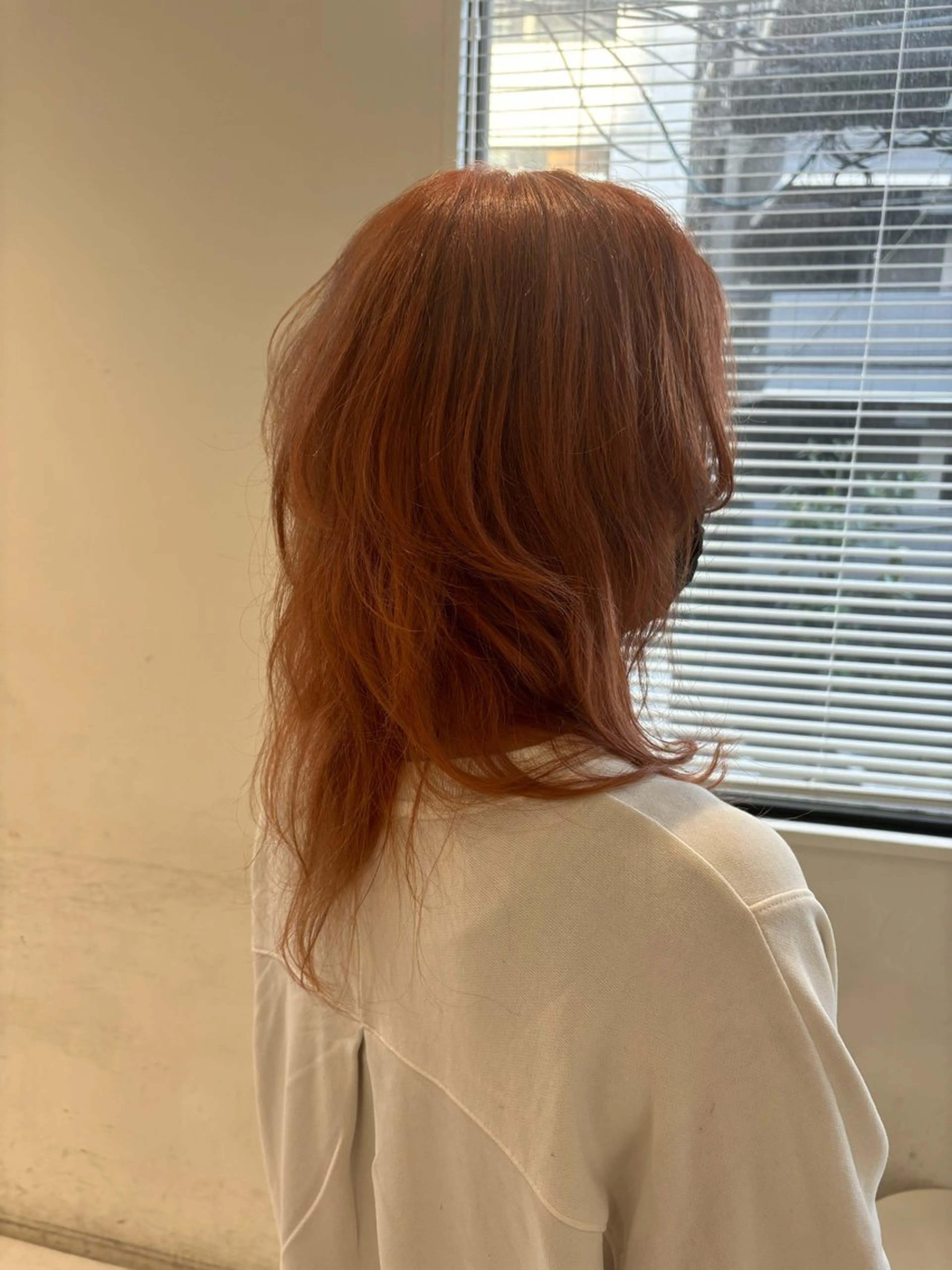 ロング カラー オレンジ ヘアカラー ナチュラルカラー🎨 /YUJIのヘアスタイル