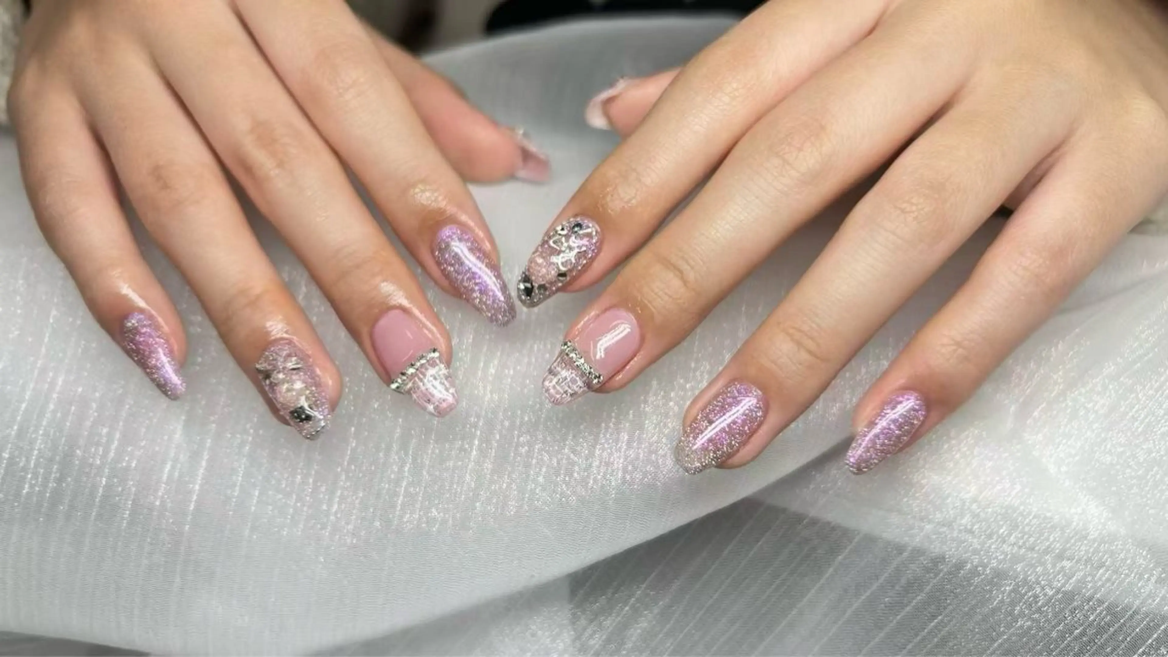 ネイル ハンドネイル ハンドケア Ui_Amor (パラジェル)のネイルデザイン