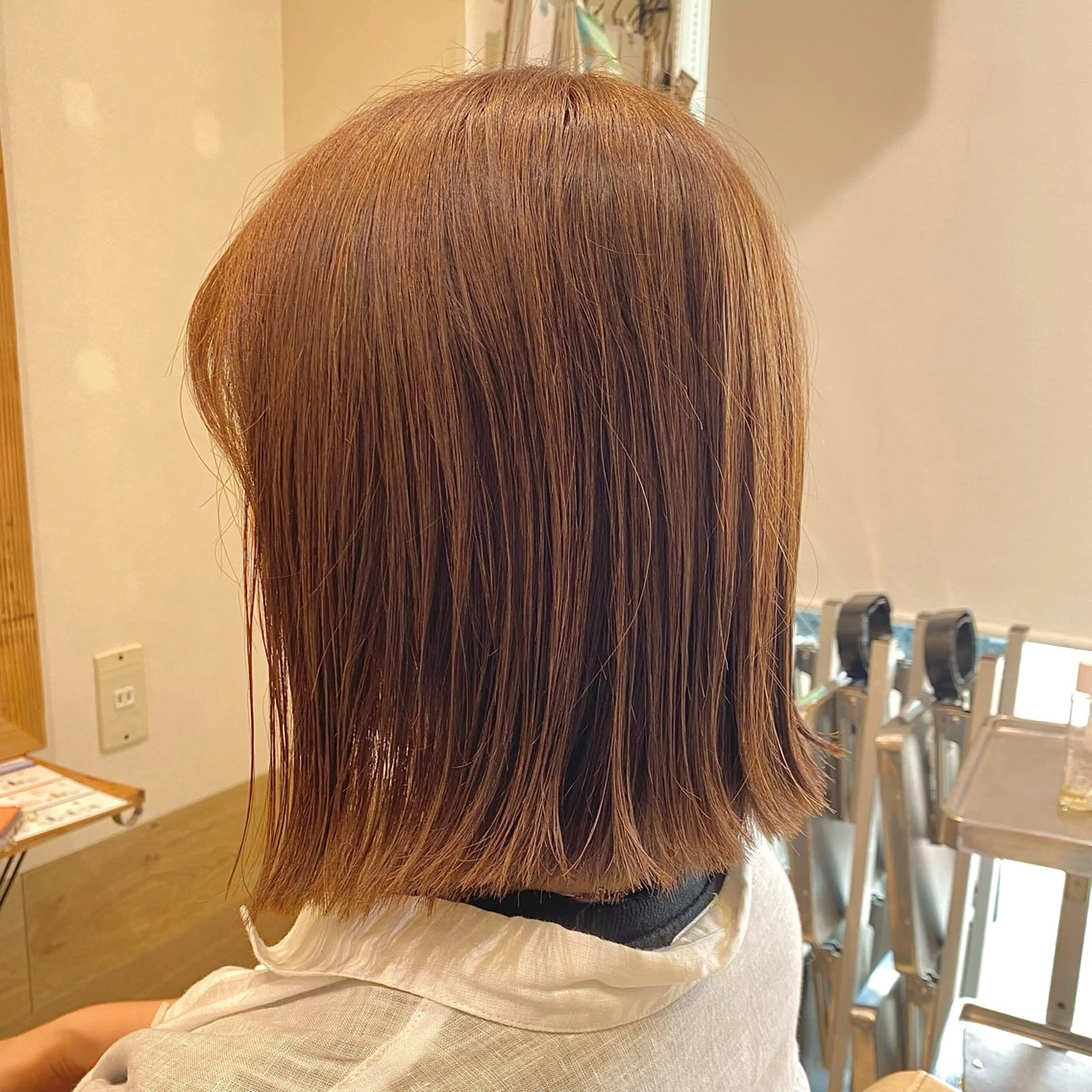 ミディアム 垢抜け/レイヤー/ ハイトーン/アスナのヘアスタイル