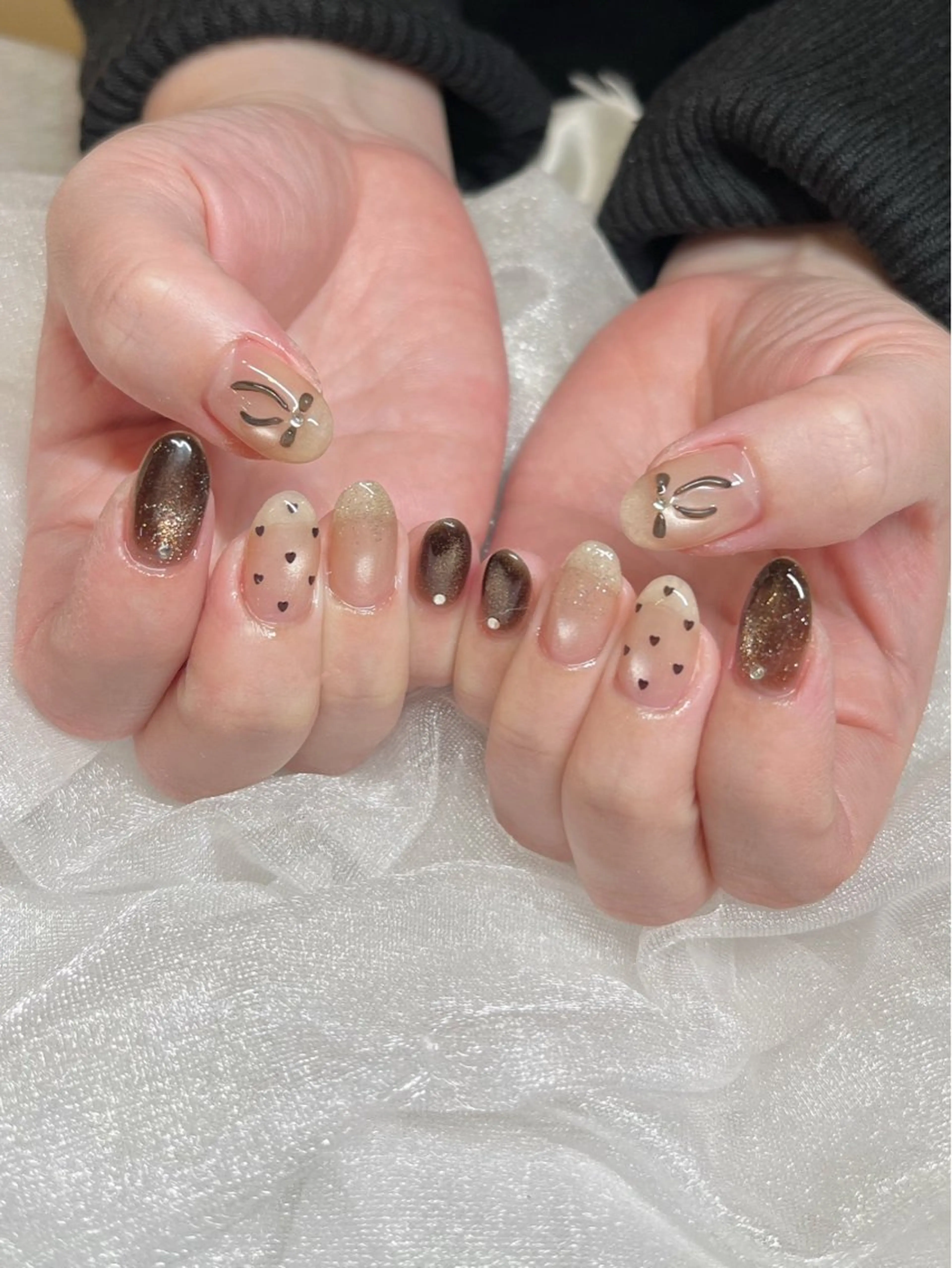 ネイル ブラウン ガーリー ハンドネイル pétit所属・petit sarina..ෆのネイルデザイン
