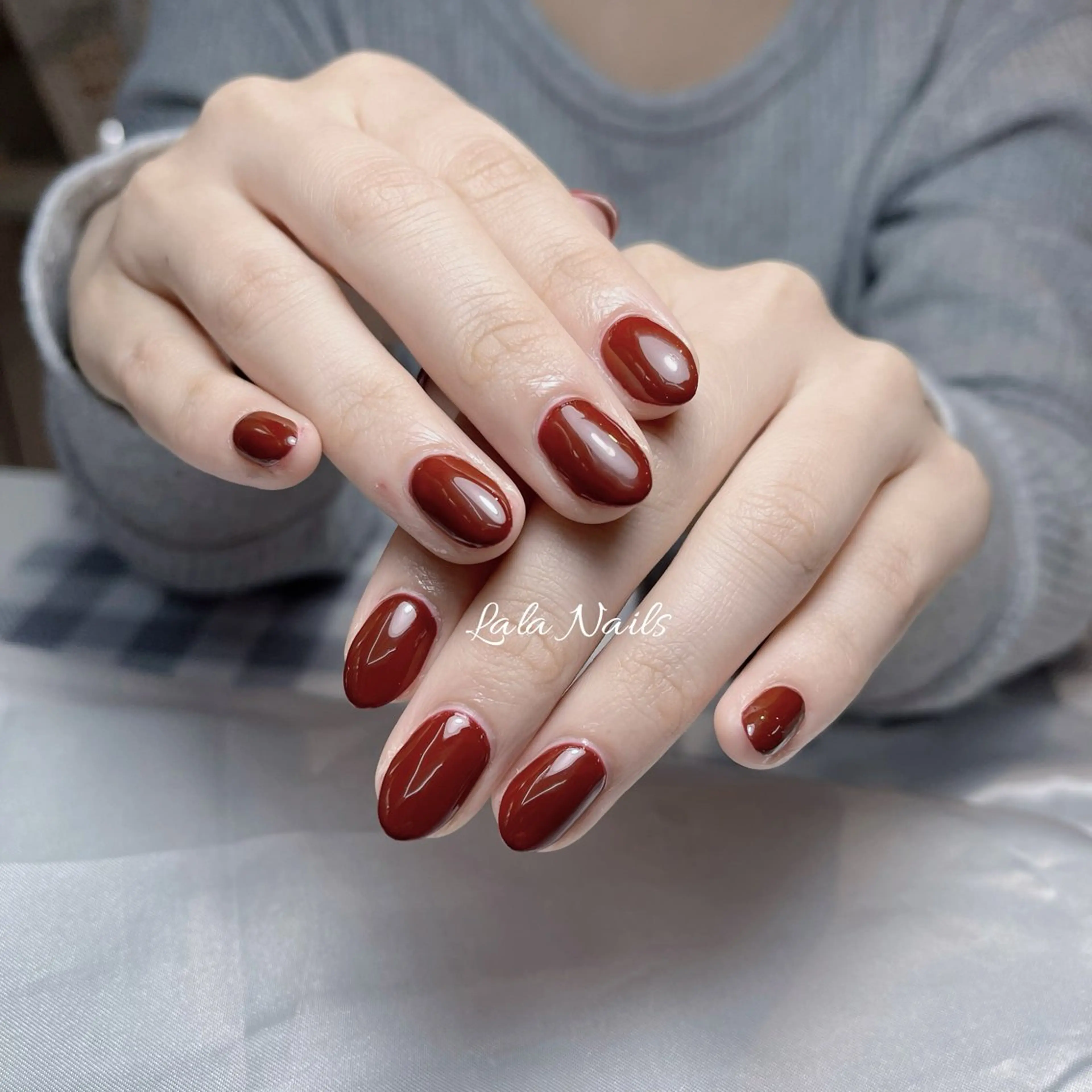 ネイル アートネイル 長さ出し フレンチネイル グラデーション キラキラネイル ハンドネイル ハンドケア Lala Nails所属・Lala Nailsのネイルデザイン