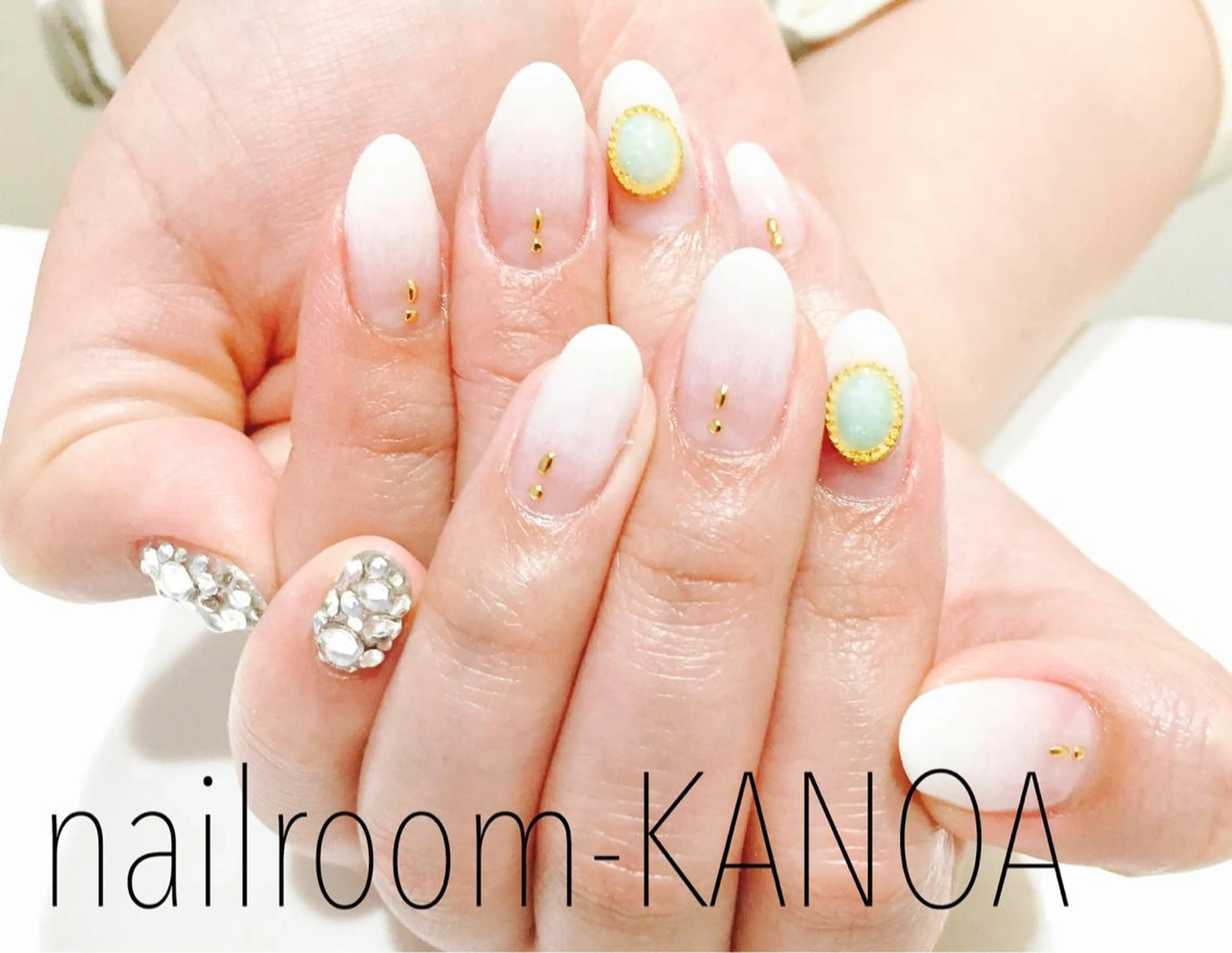 ネイル グラデーション nailroom- KANOAのネイルデザイン