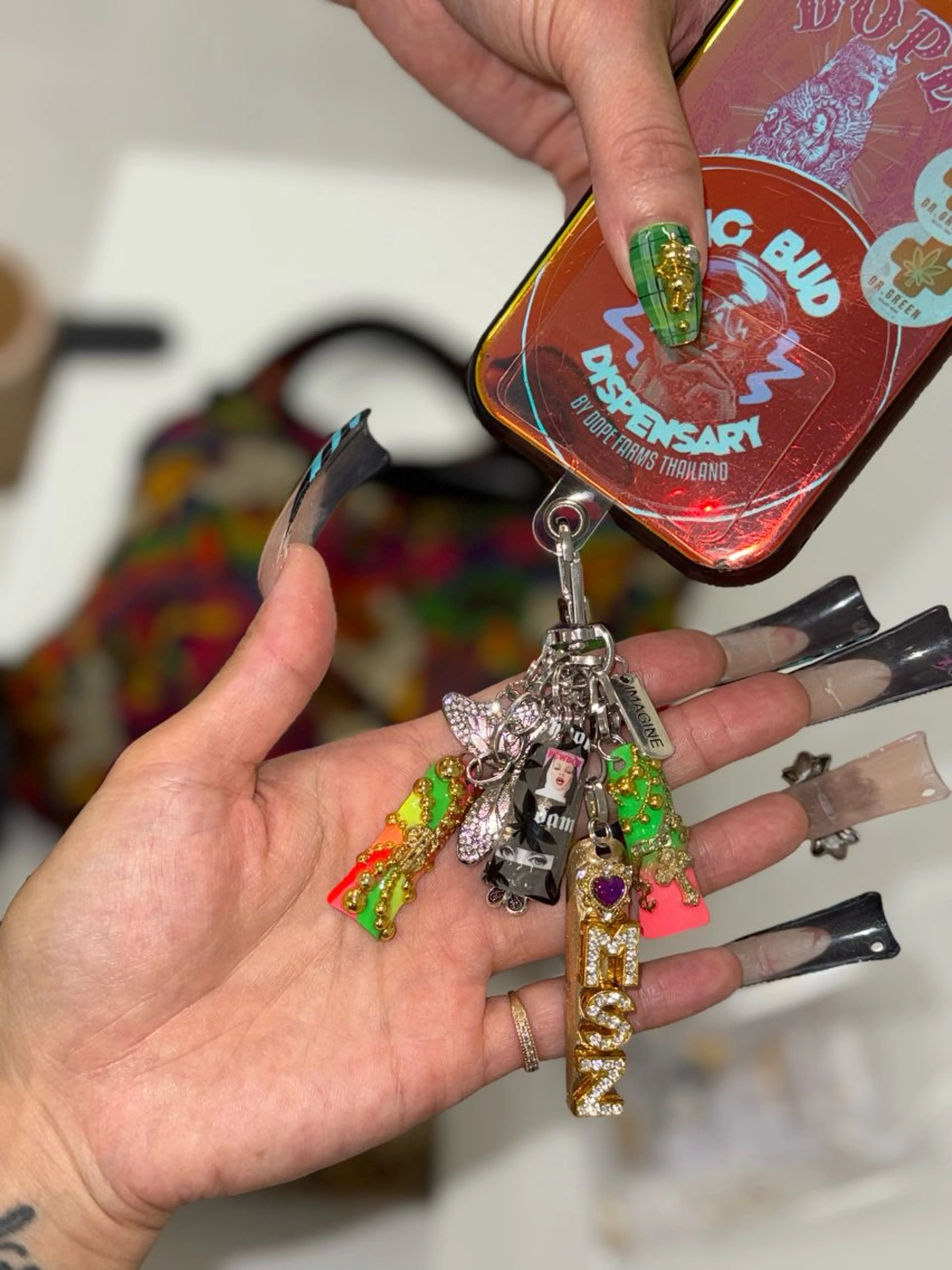 ネイル ハンドネイル ハンドケア ONIKA Nail 青山通り店所属・ONIKA Nail 表参道A4🦋2分のネイルデザイン