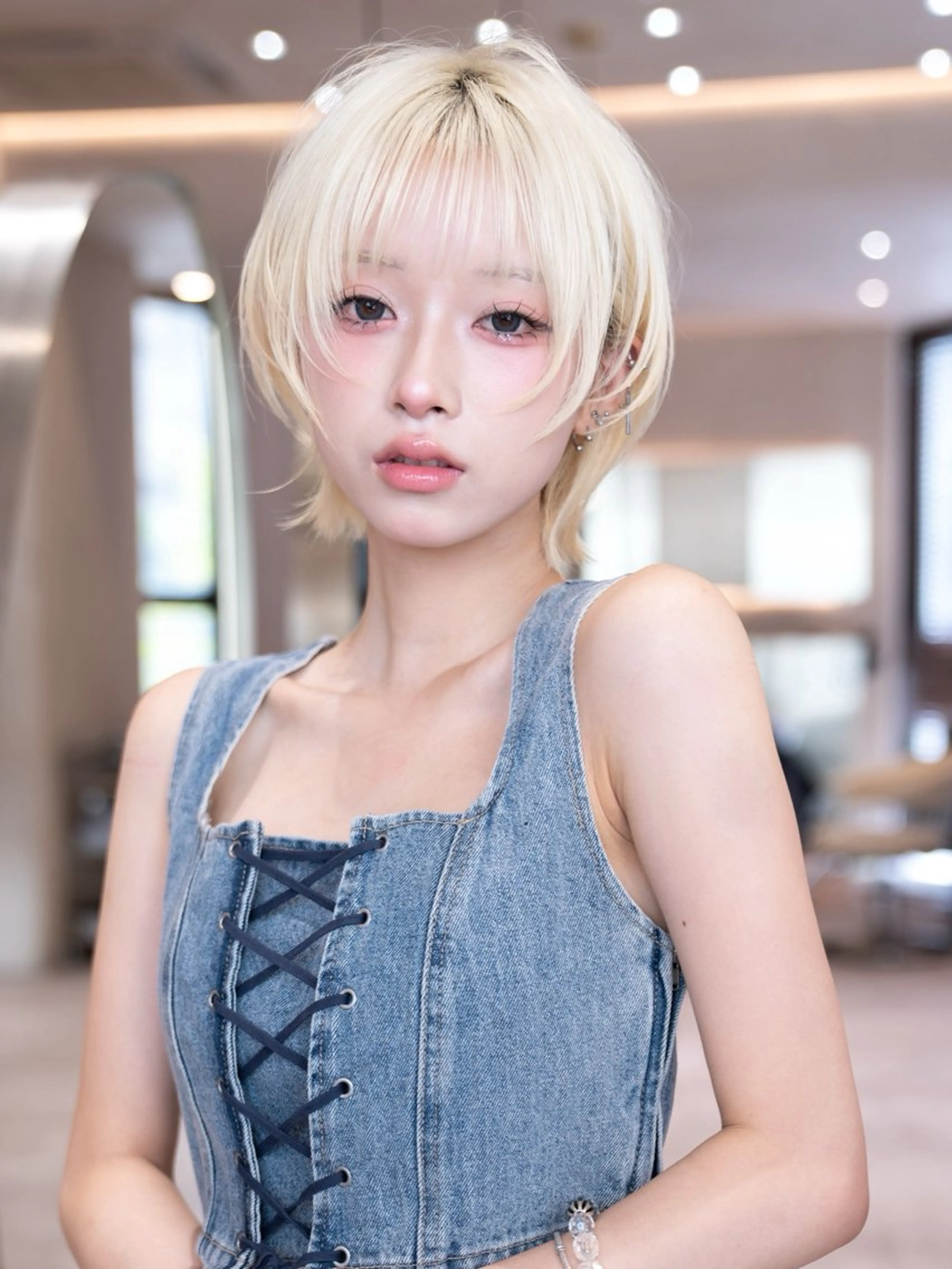 ショート レイヤーカット 小顔カット カット トリートメント HAVANA所属・レイヤーカット 透明感カラーりきやのヘアスタイル