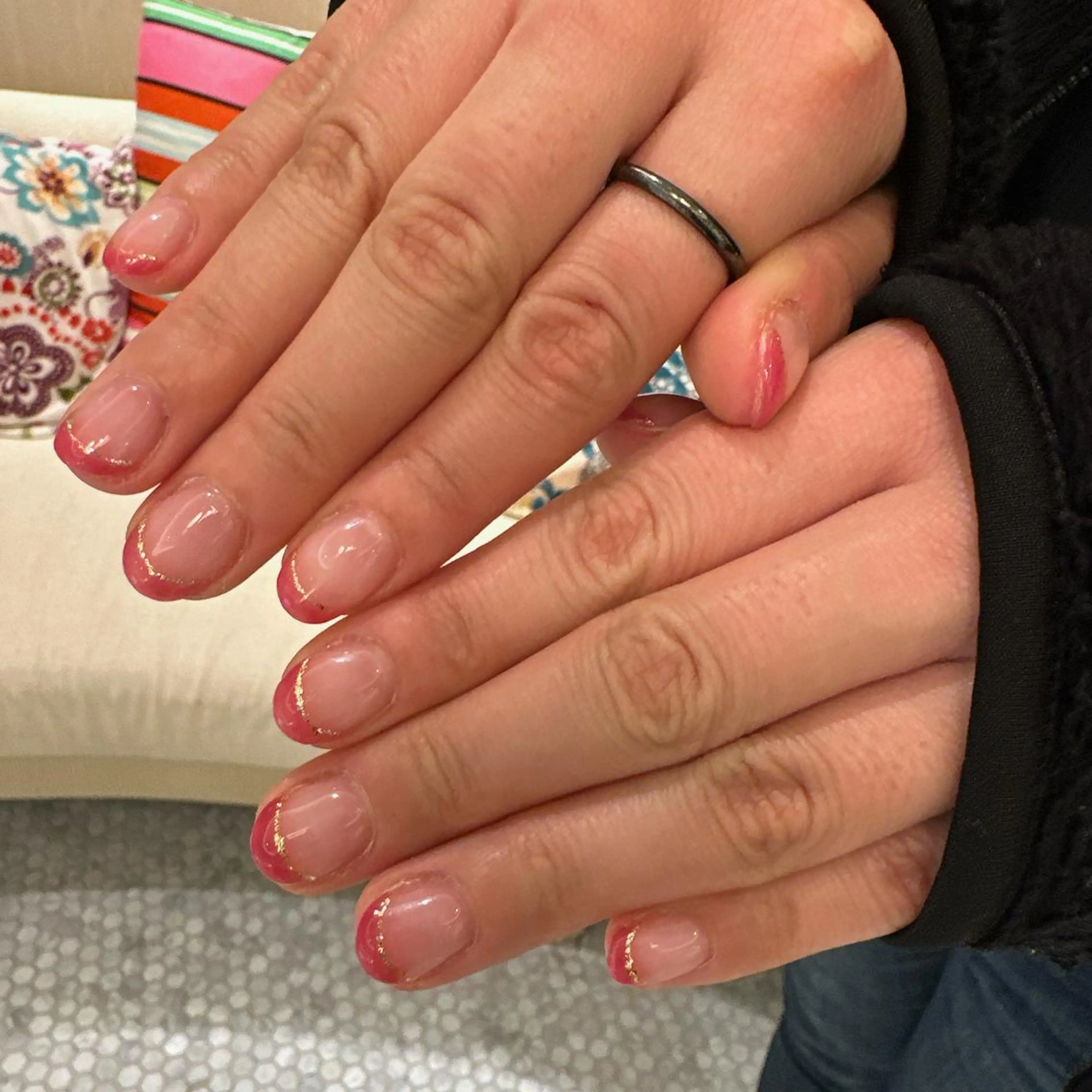 ネイル ゴールド Cure.美爪育成 salon大関のネイルデザイン