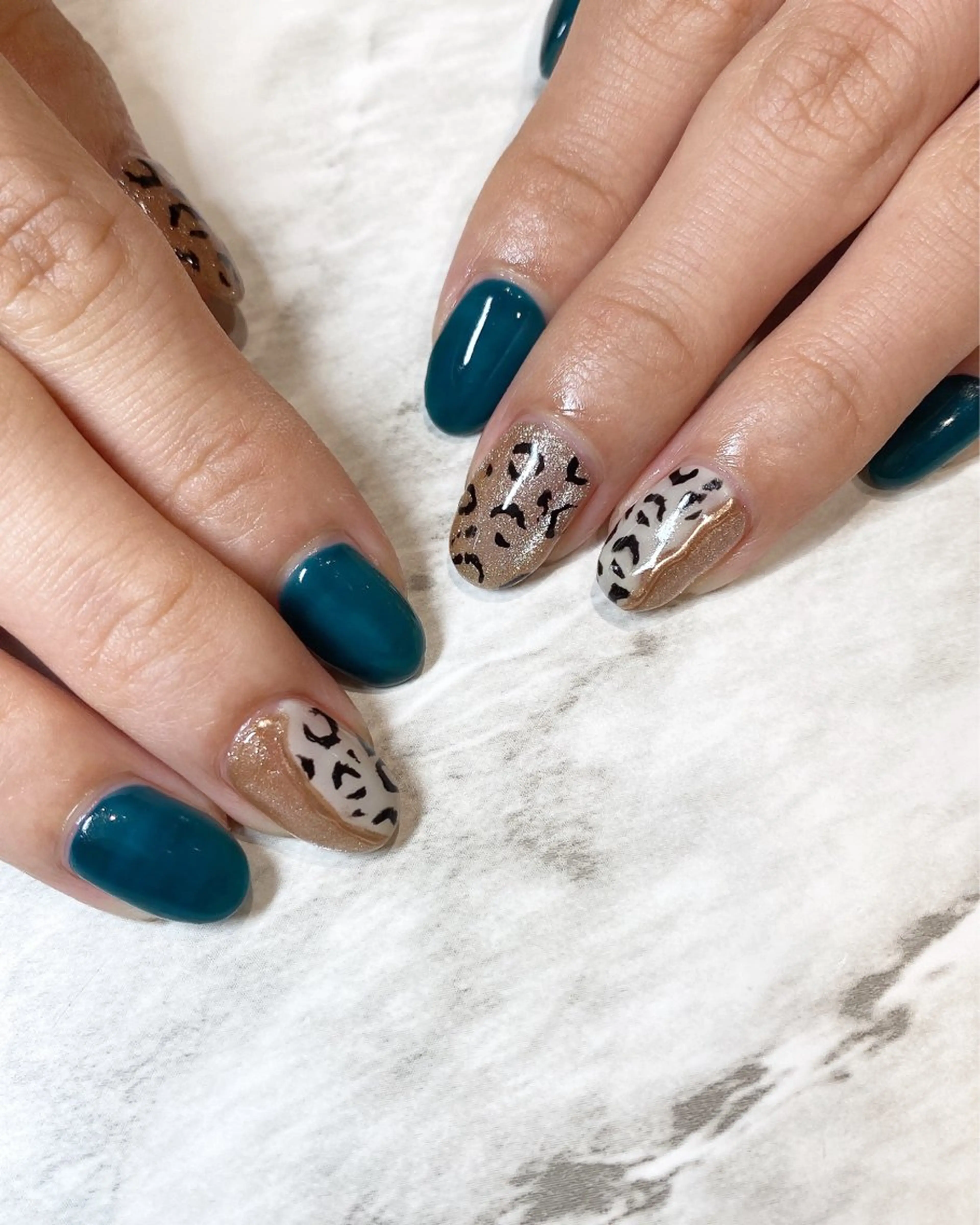 ネイル アニマル柄 グリーン ハンドネイル フットネイル ハンドケア nail salon  AlgeTy所属・✴︎:.｡. MAKI.｡.:✴︎のネイルデザイン