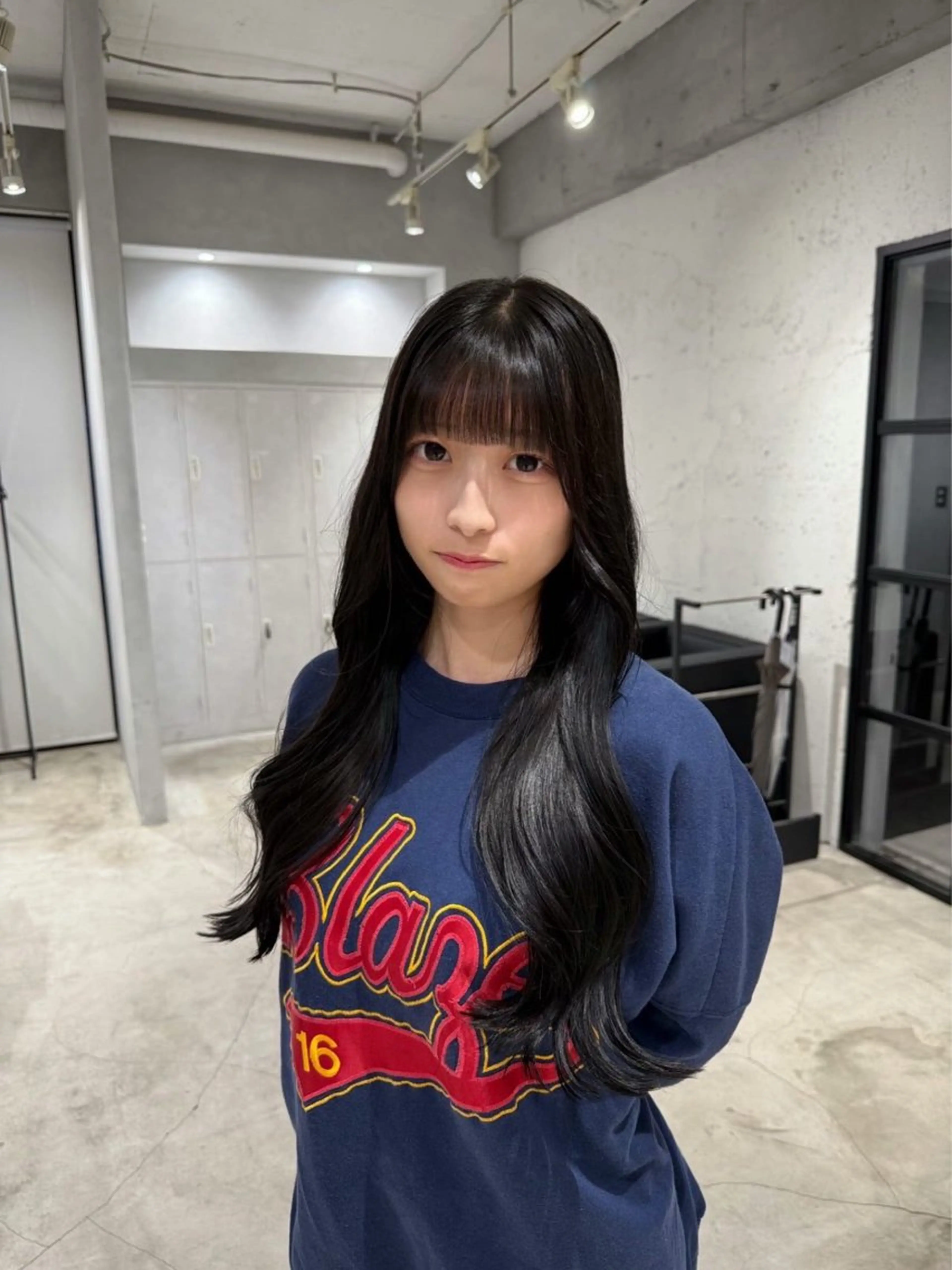 ロング レイヤーカット ローレイヤー ヘアカラー あんな🦋レイヤー カット/透明感カラーのヘアスタイル