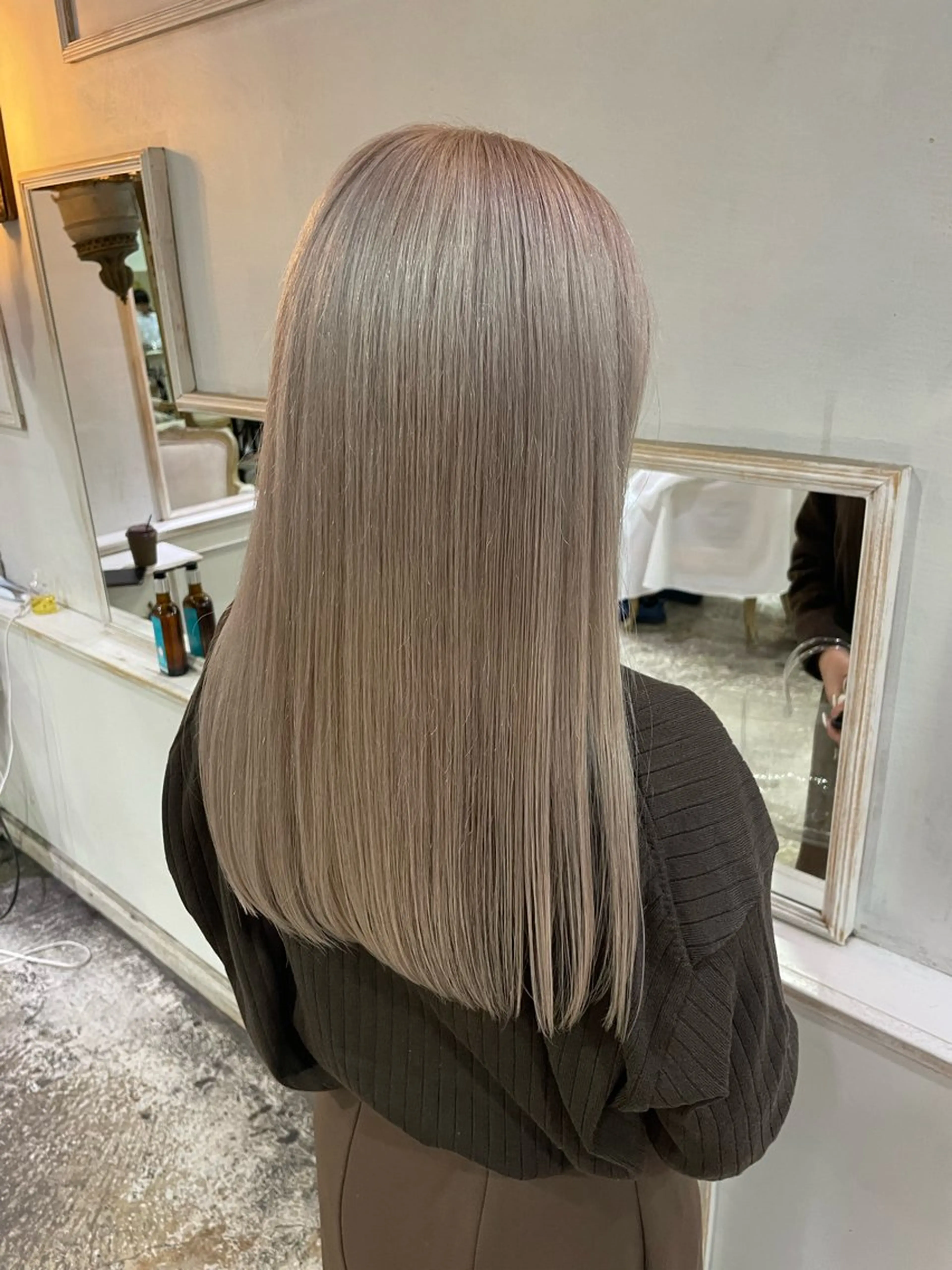 セミロング カラー RUKA 美容院×ネイリストのヘアスタイル