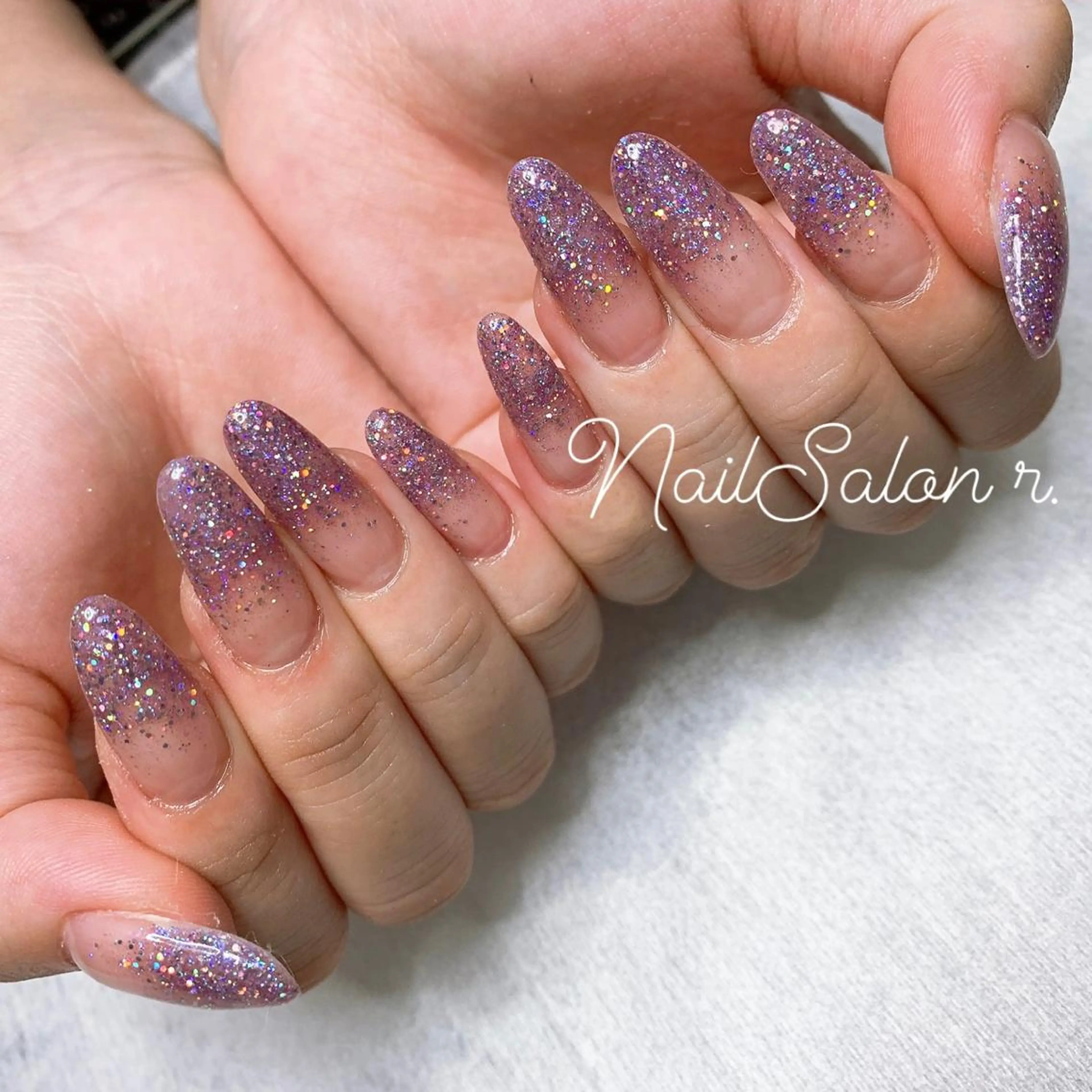 ネイル ハンドネイル Nailsalon r.のネイルデザイン