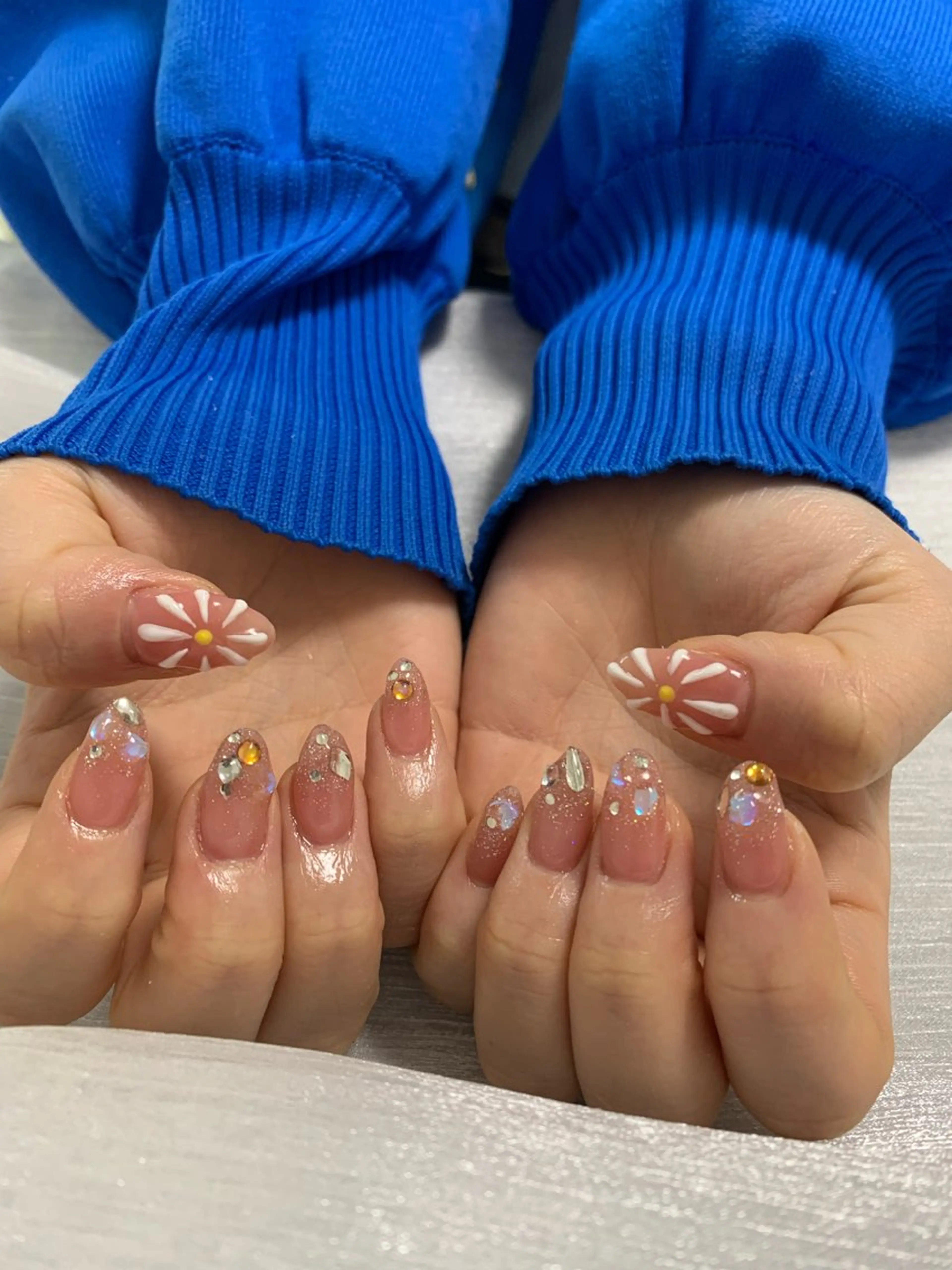 ネイル ハンドネイル しょう えんきんのネイルデザイン
