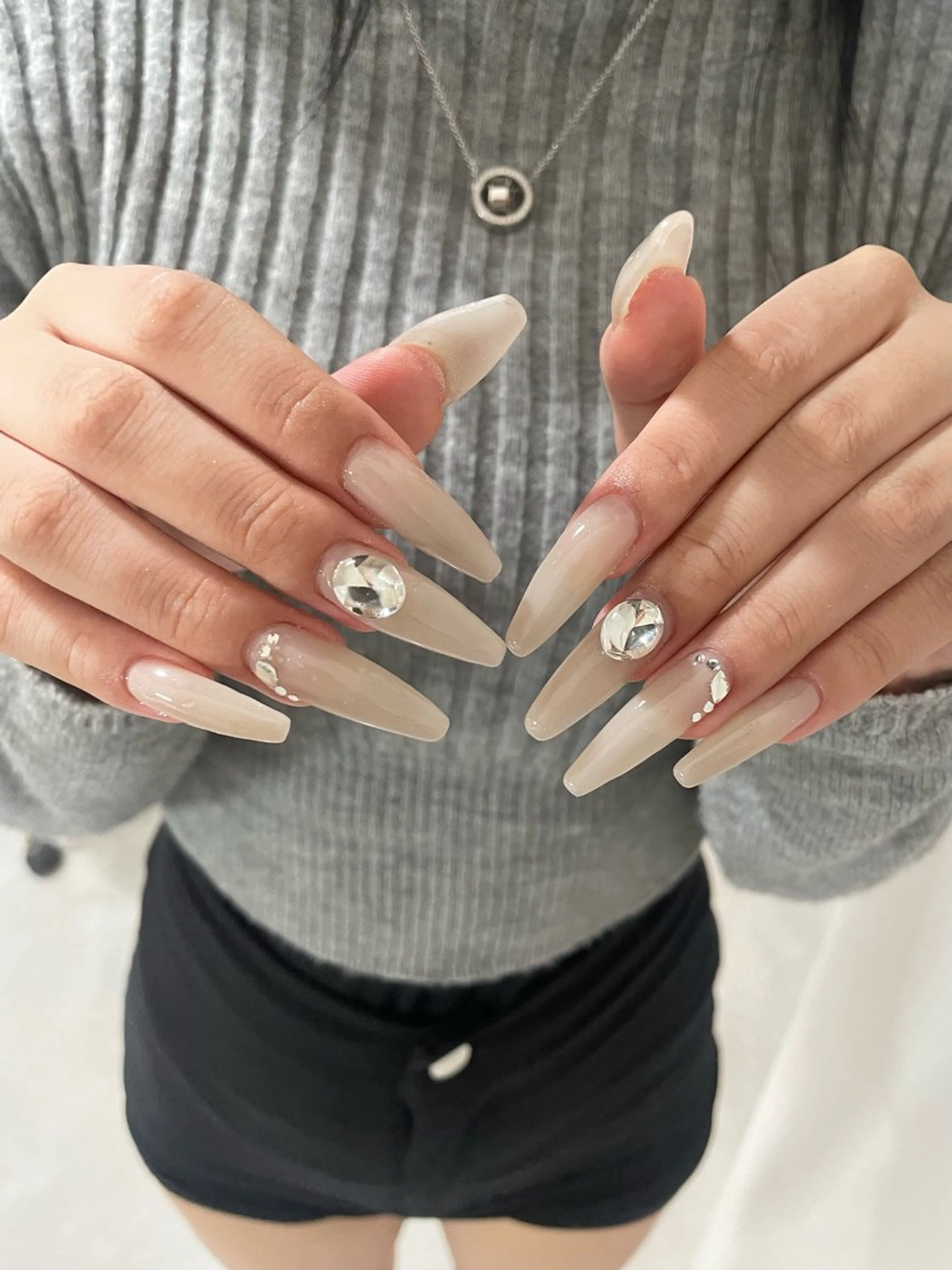 ロング ロング ハンドネイル LBnail.sae /おえかきネイルのネイルデザイン