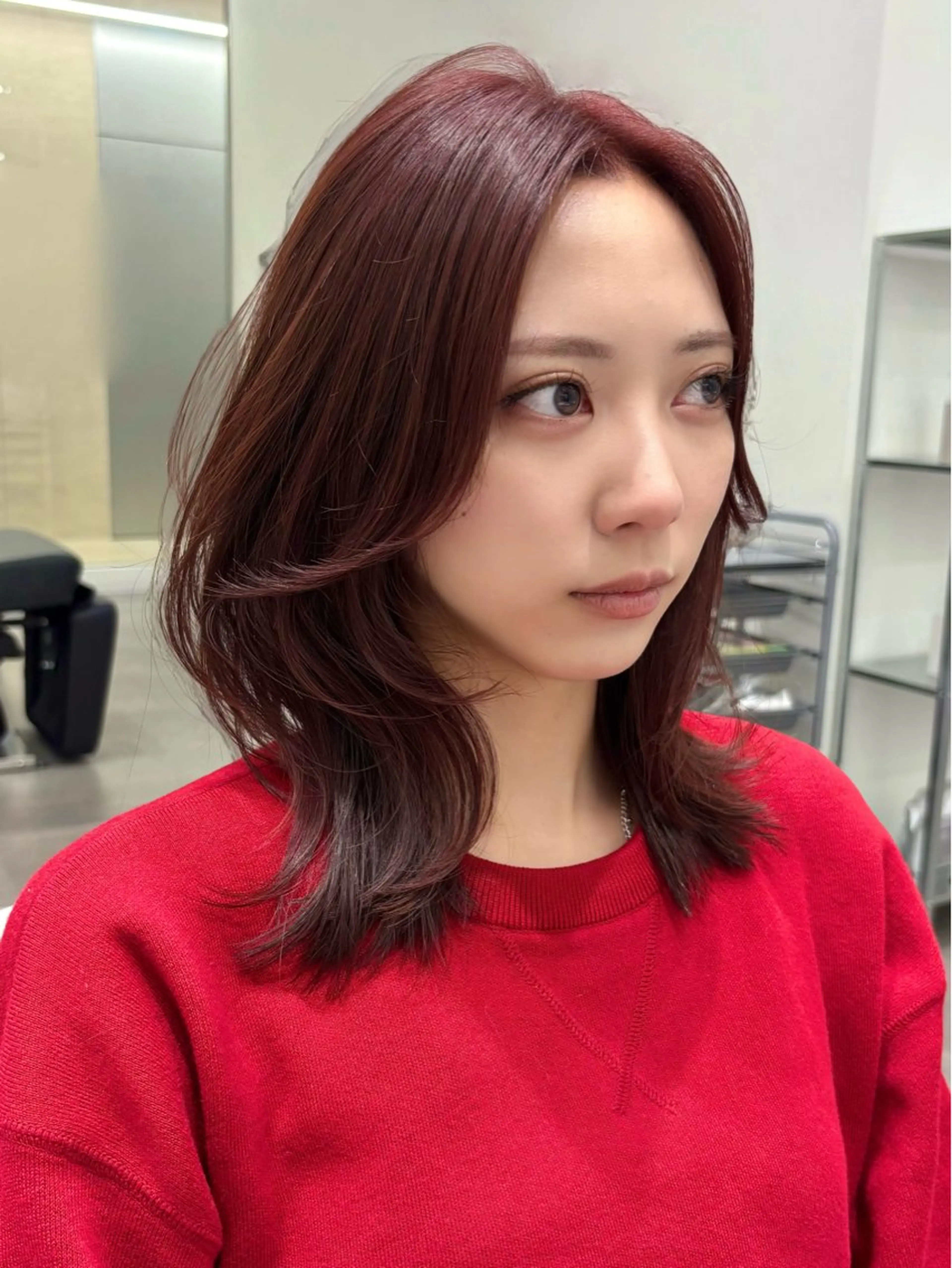 ミディアム カラー 透明感カラー レイヤーカット カット ヘアカラー トリートメント PULSE yokohama所属・横浜駅/韓国レイヤー /髪質改善のヘアスタイル