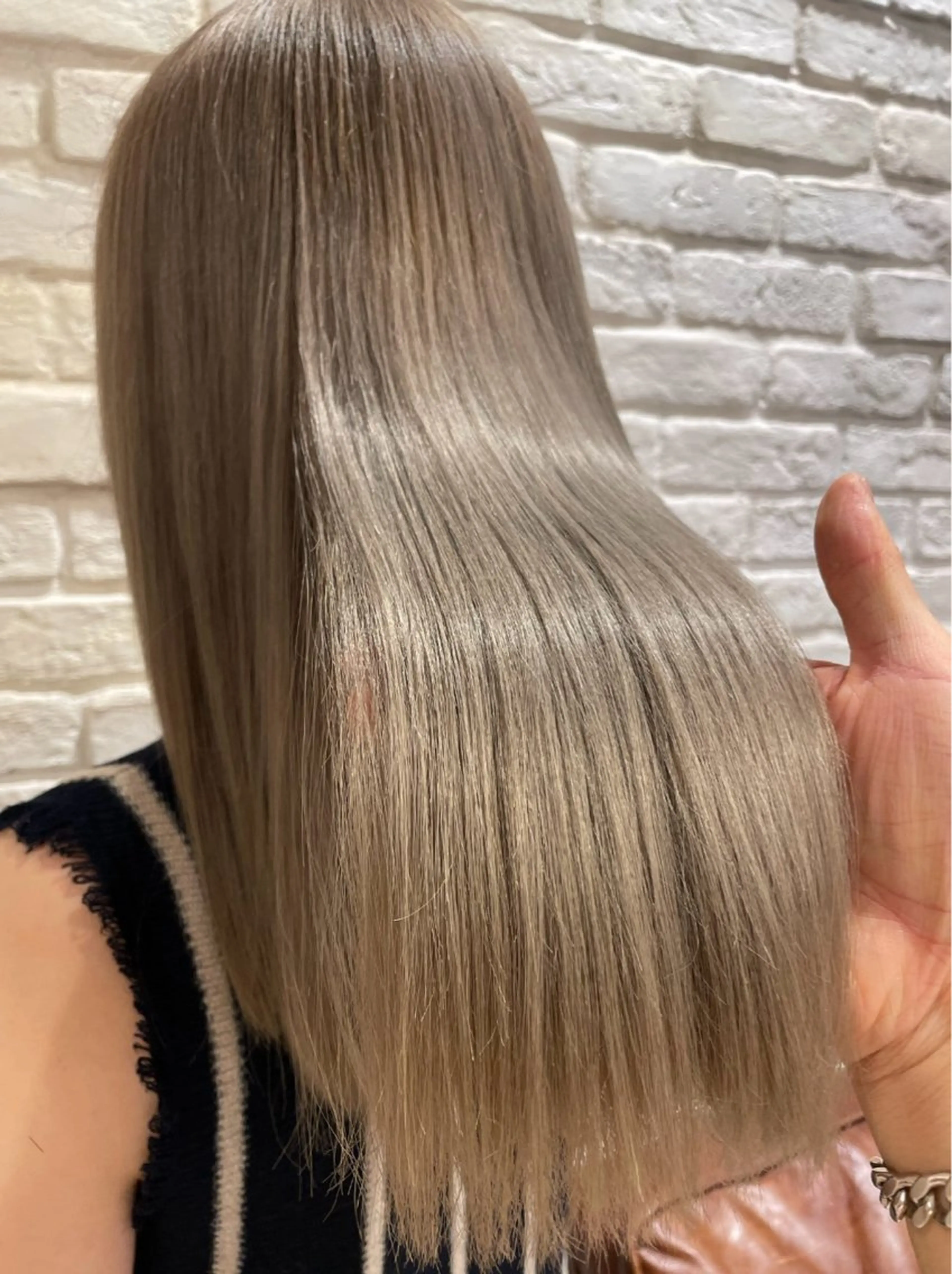 セミロング ヘアカラー トリートメント share salon higashi umeda所属・林 時也のヘアスタイル