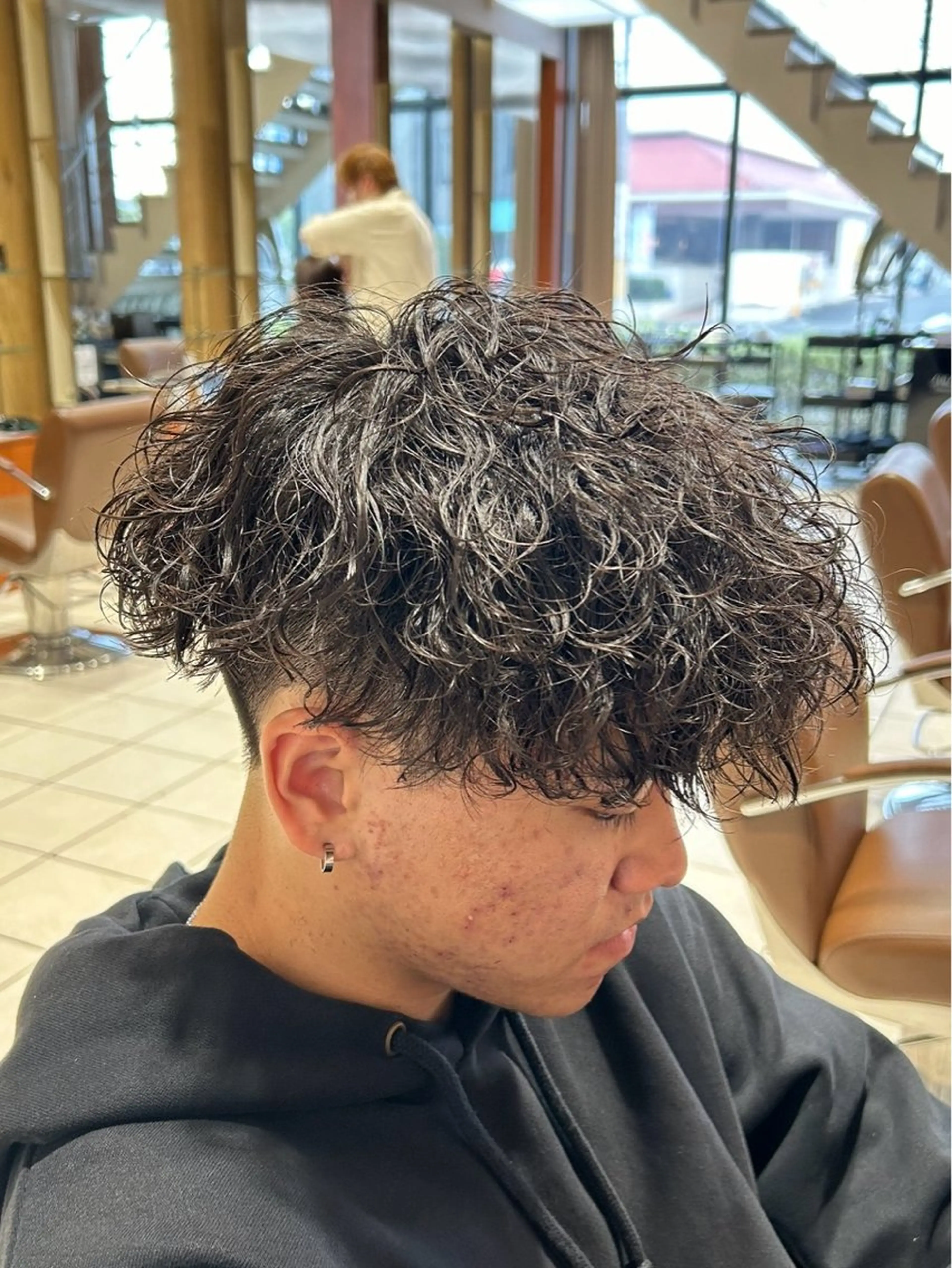 ショート パーマ メンズ メンズパーマ 波巻きパーマ ulus OSAKA所属・福井 太暉のヘアスタイル