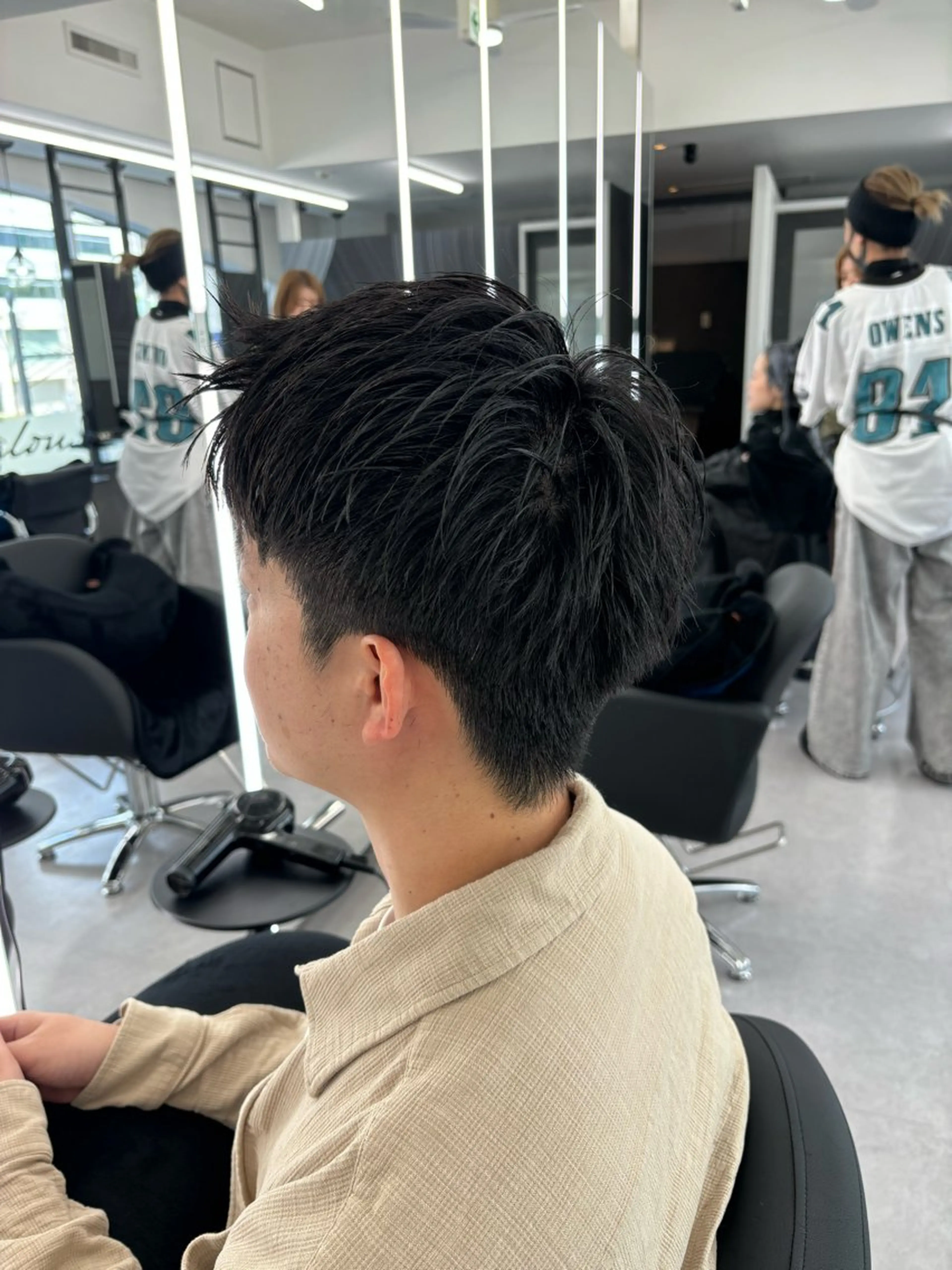 メンズ メンズショート メンズウルフカット ウルフカット 韓国風メンズヘア 高森蓮のヘアスタイル