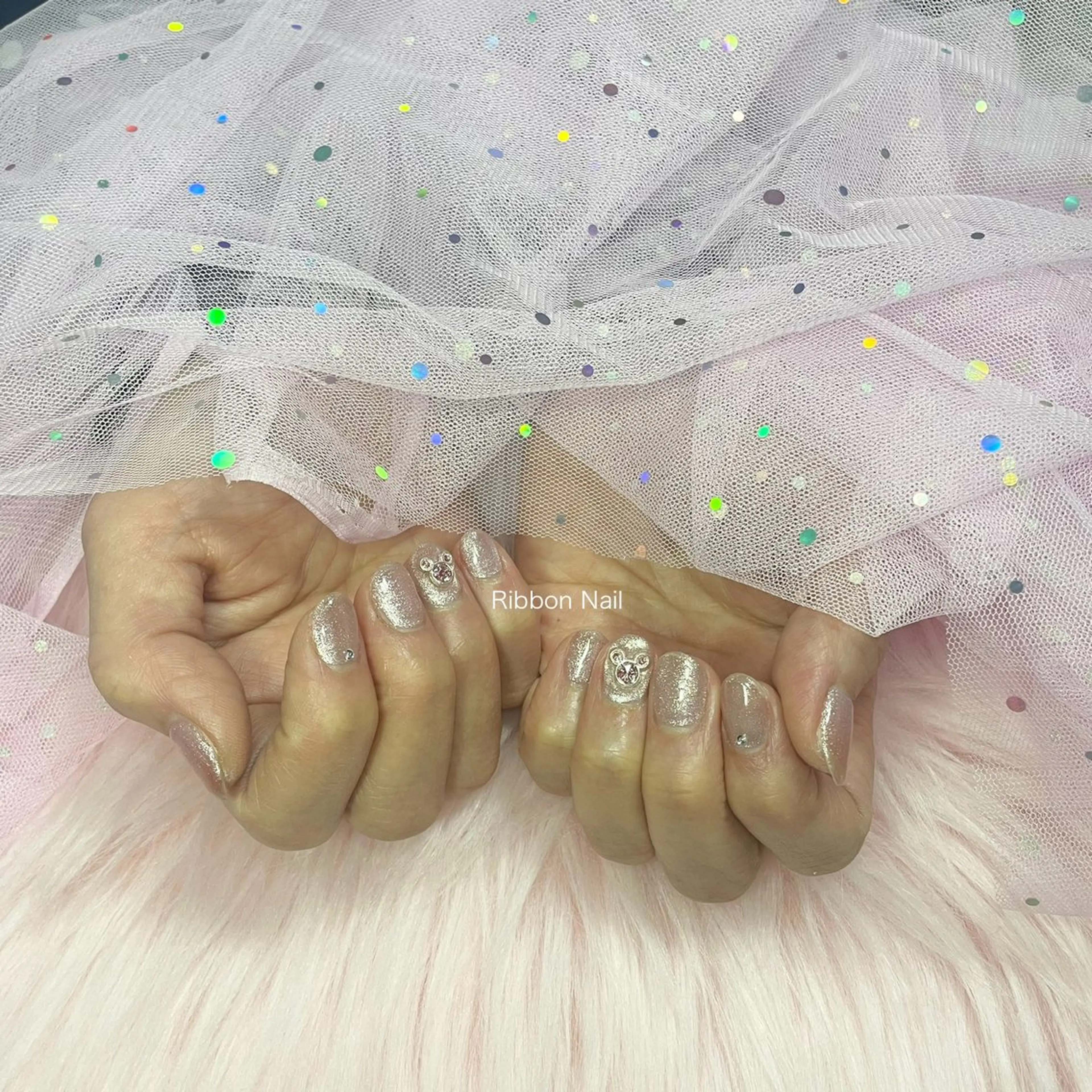 ネイル ピンク ストーンネイル ハンドネイル Ribbon nailのネイルデザイン