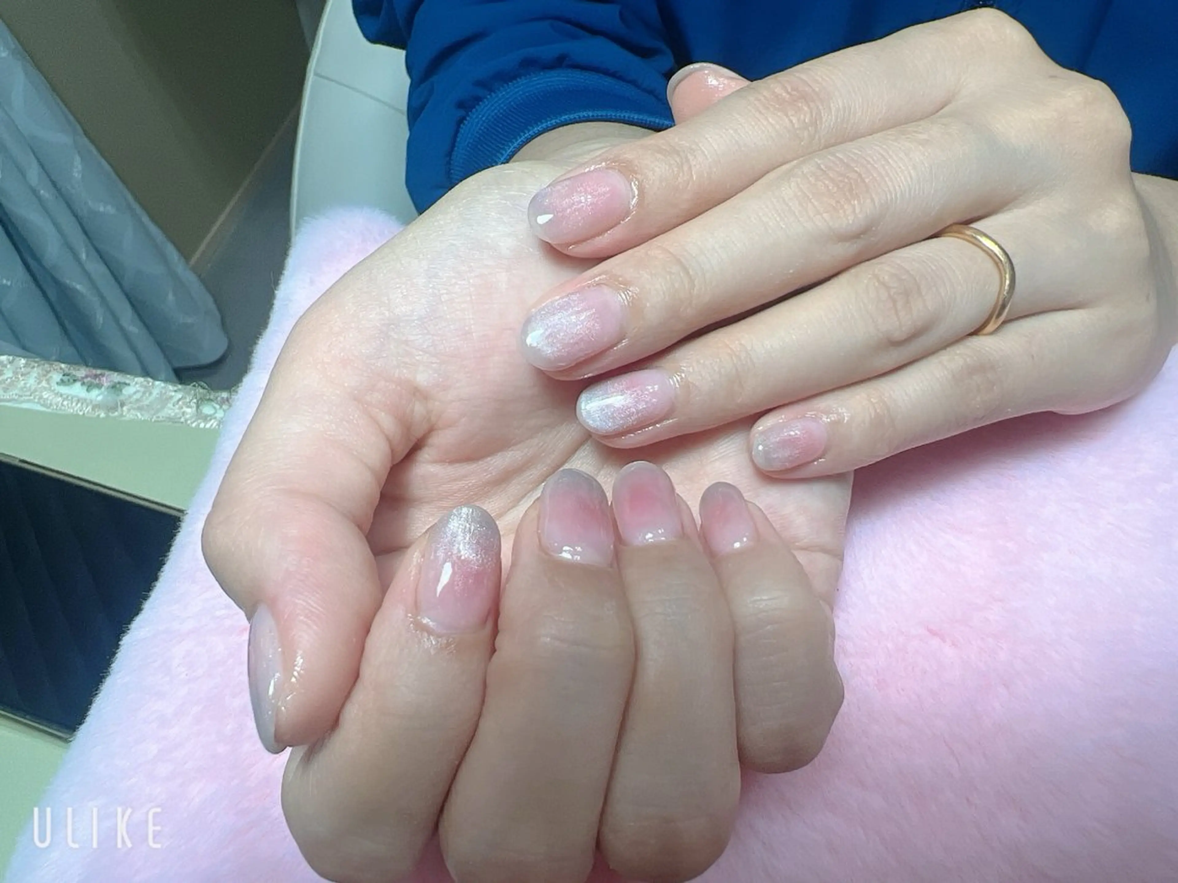 ネイル グラデーション マグネットネイル ヒナネイルサロン所属・Hina ネイルサロンのネイルデザイン