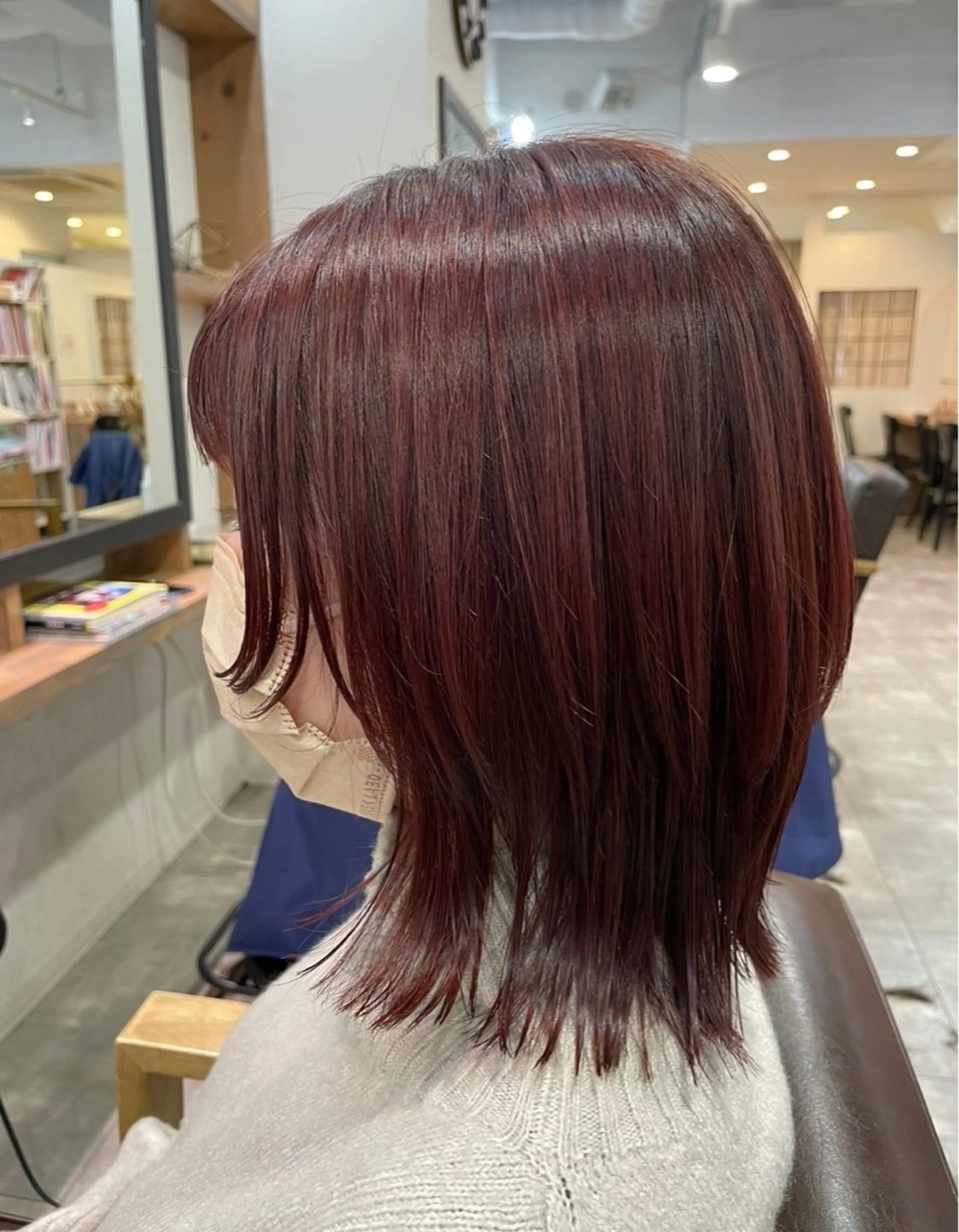 ショート ヘアカラー 室谷 ゆりあのヘアスタイル