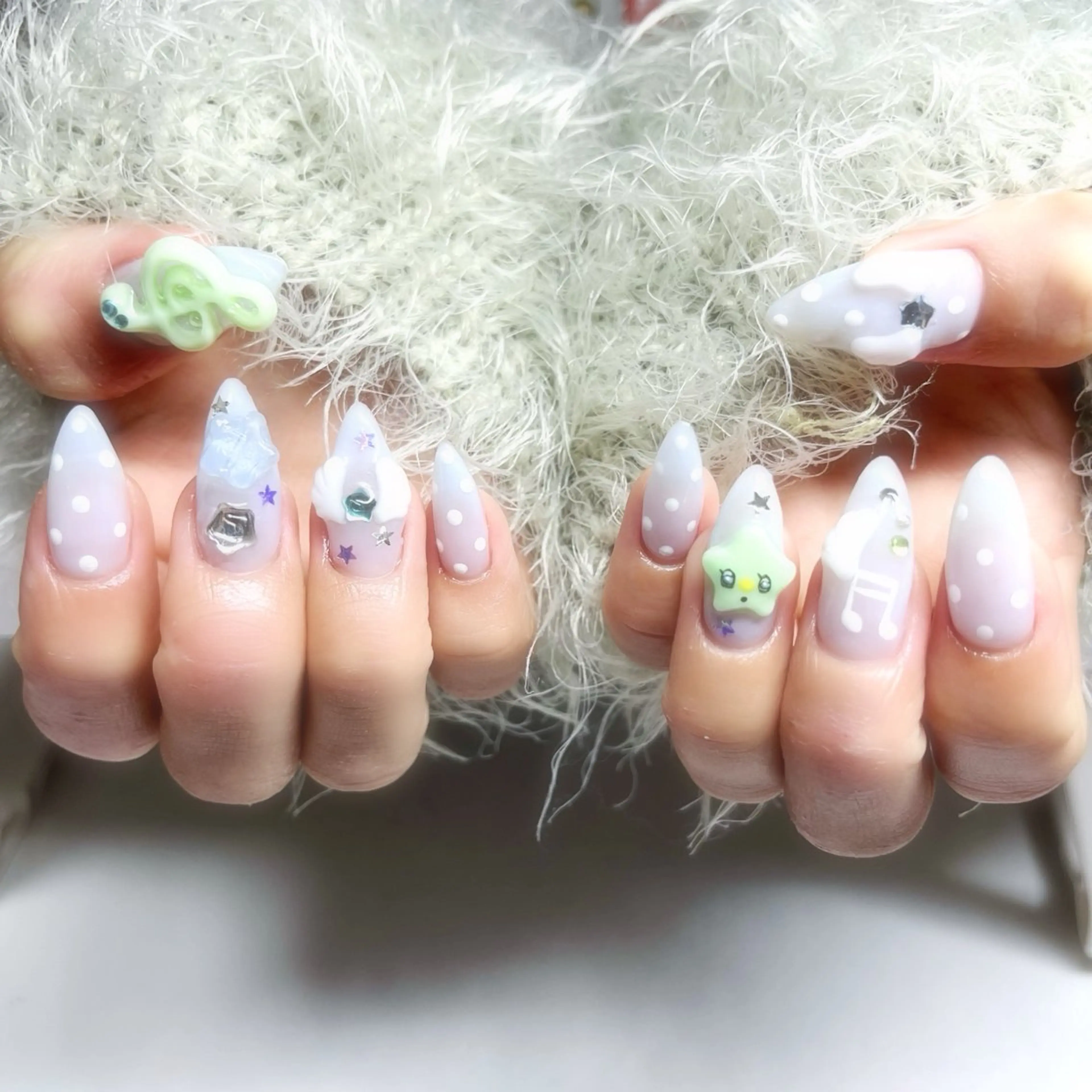 ネイル 持ち込み WOLTOKYO kahoのネイルデザイン