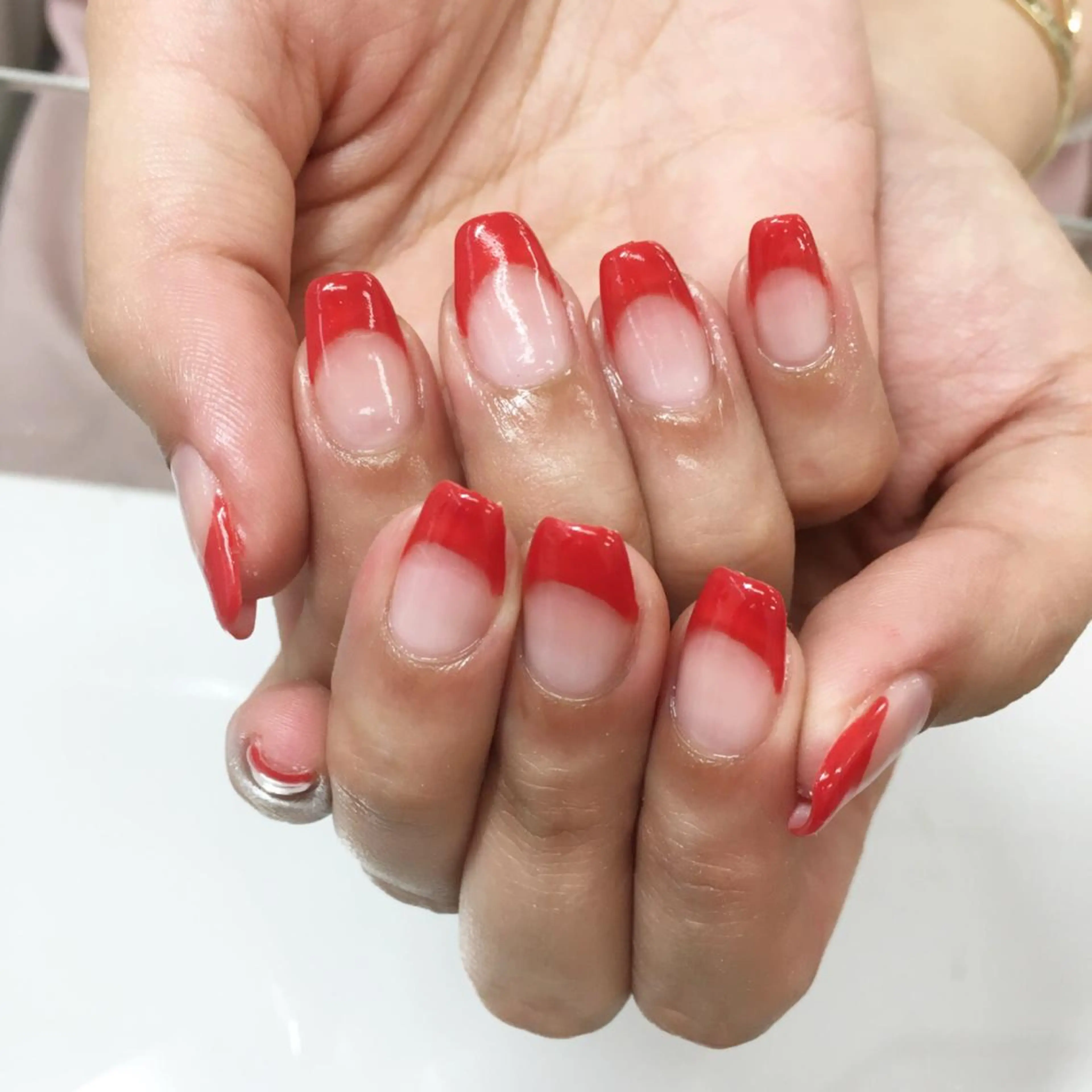 ネイル フレンチネイル SHINE NAILのネイルデザイン