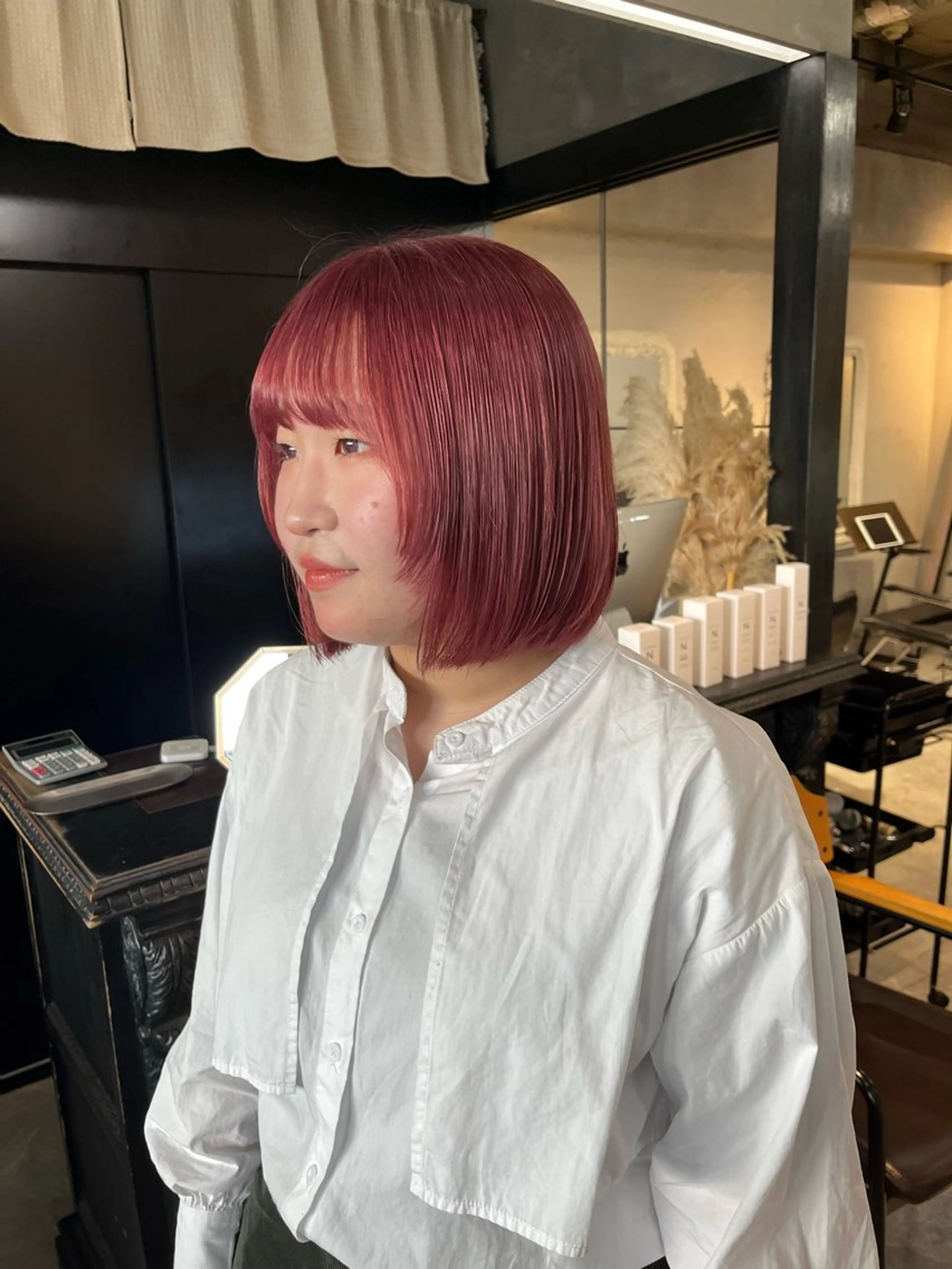 ミディアム ツヤ髪縮毛矯正 🩶manamiのヘアスタイル