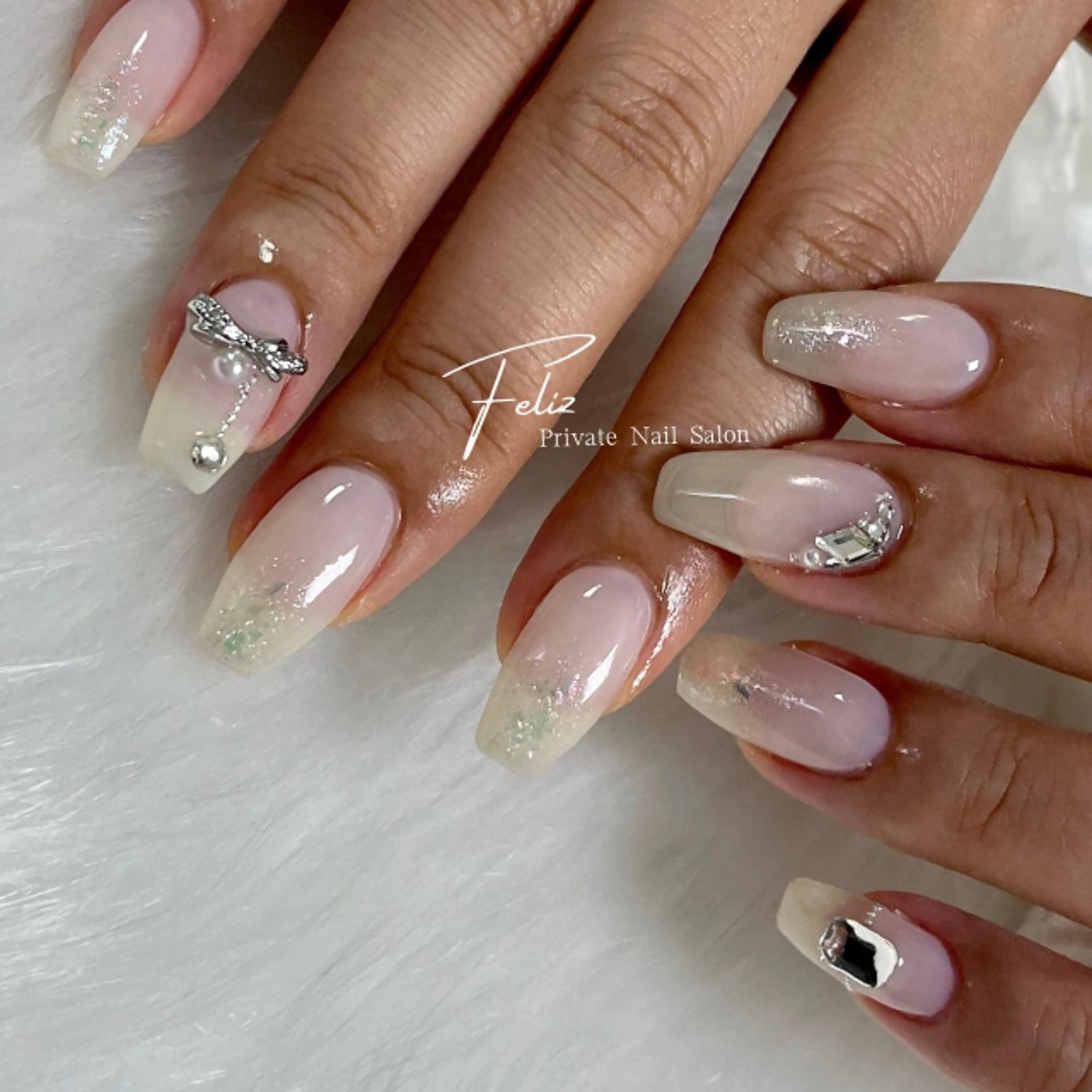 ネイル ハンドネイル ハンドケア Feliz所属・Feliz 楽しいネイルサロンのネイルデザイン
