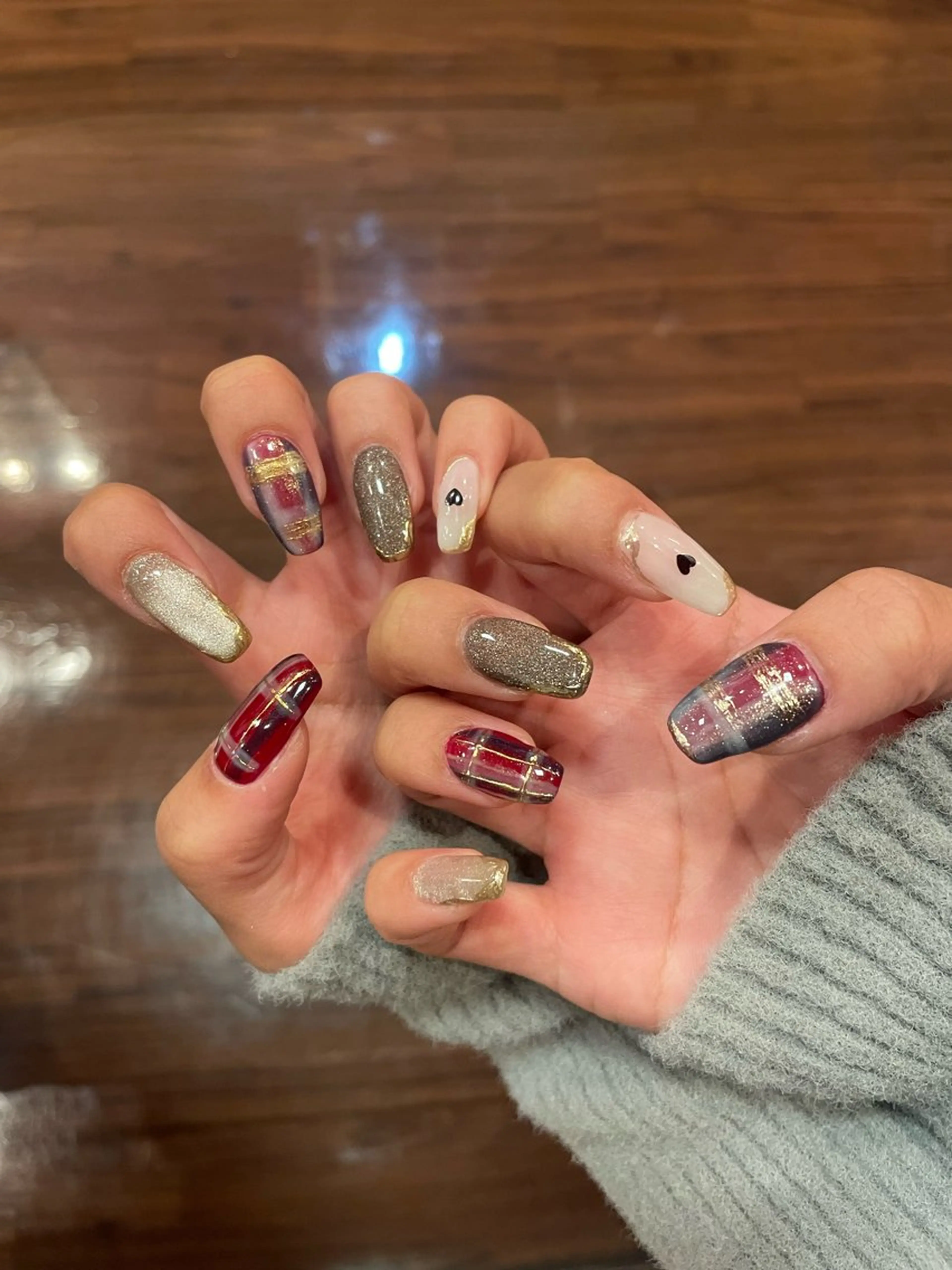 ネイル e-up by boss所属・e-up nail Arisaのネイルデザイン