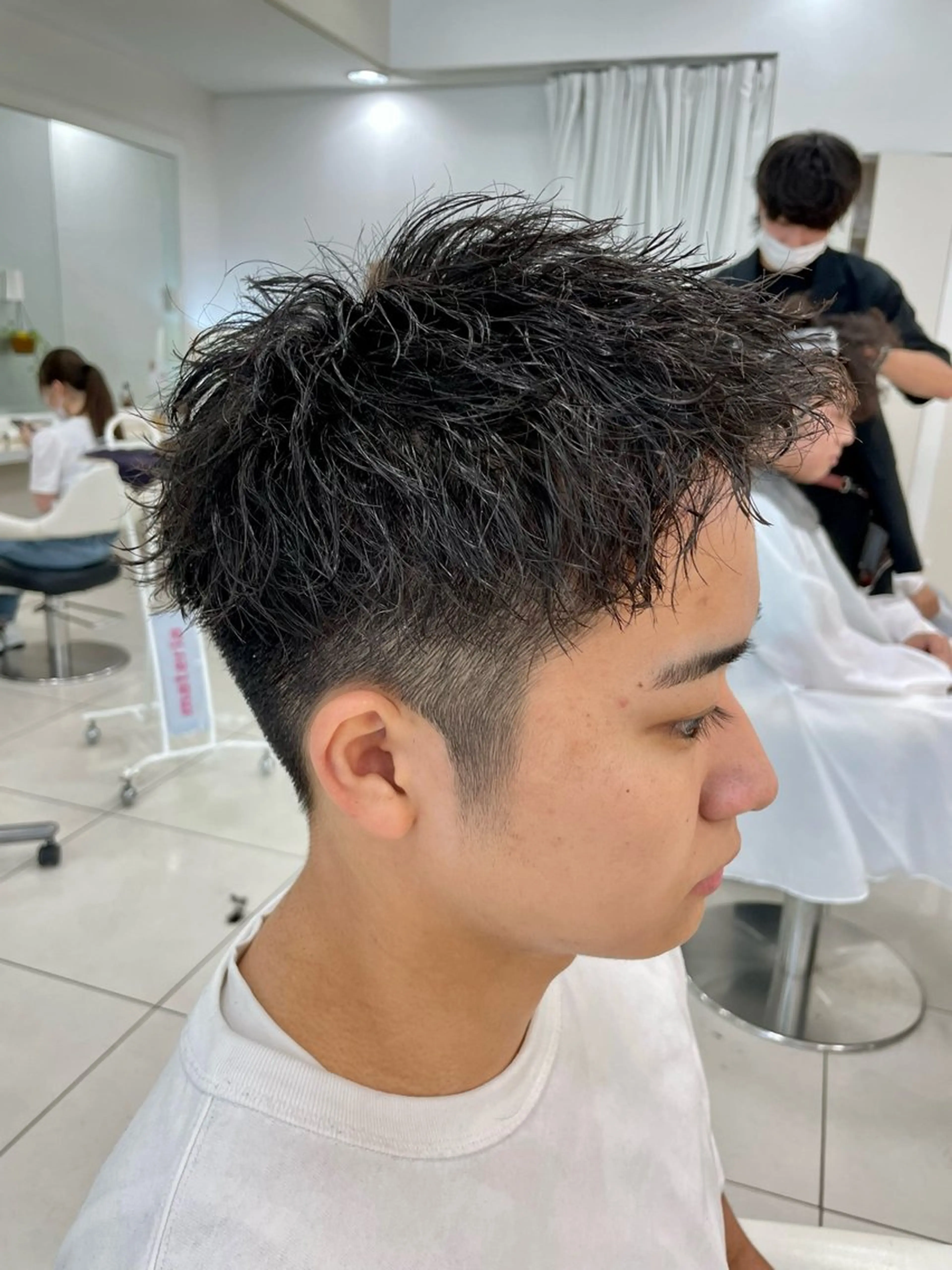 パーマ メンズ メンズベリーショート カット パーマ 伊佐 愛のヘアスタイル