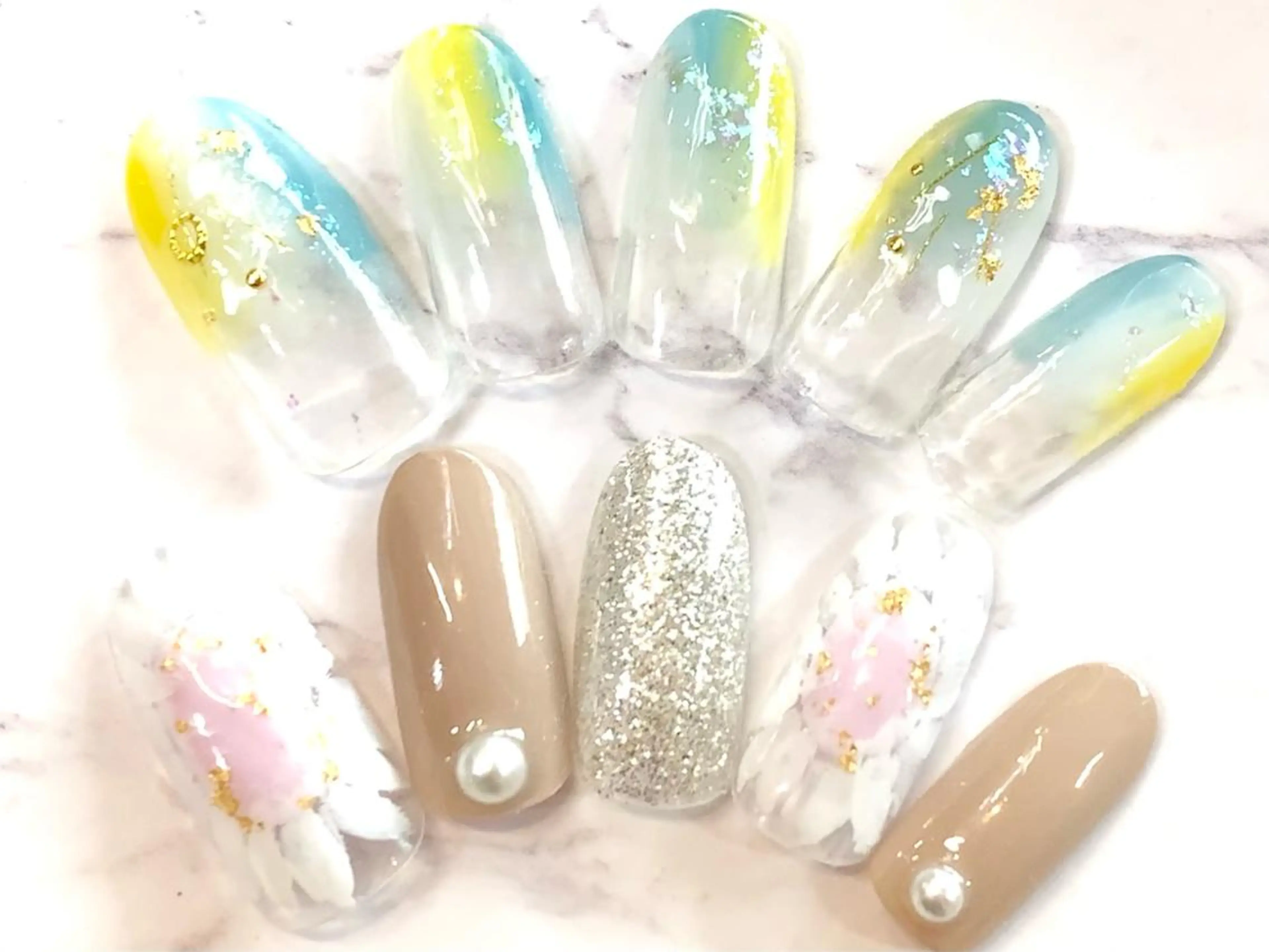 ネイル @.Freestyle 【フリースタイル】所属・根本 奈美のネイルデザイン