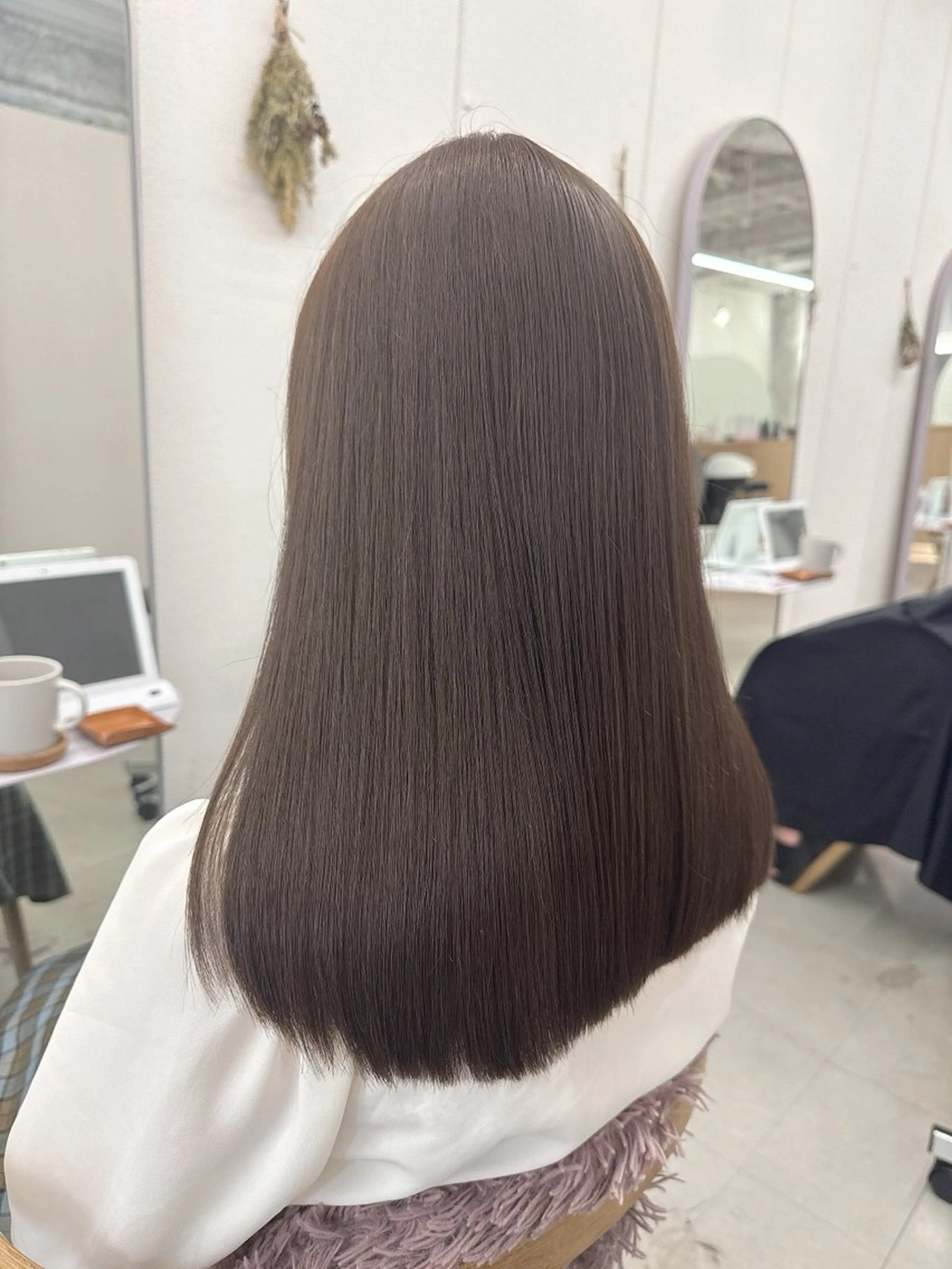 ロング カラー カット ヘアカラー トリートメント 🌷花屋併設🌷 西松さらのマツエク・マツパデザイン