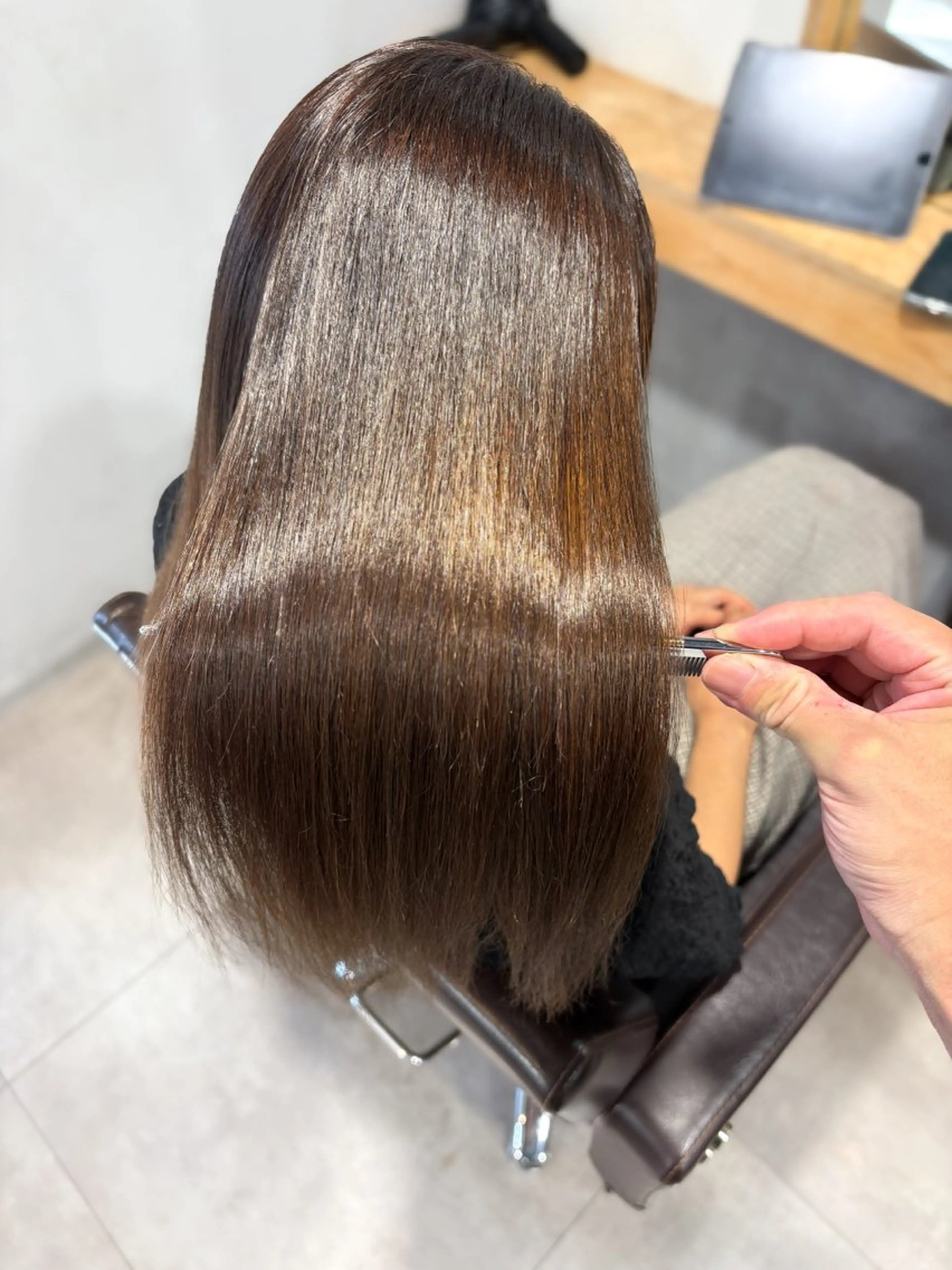 セミロング 縮毛矯正 Re:ON所属・ブリーチor縮毛矯正 モデル募集/松村大樹のヘアスタイル