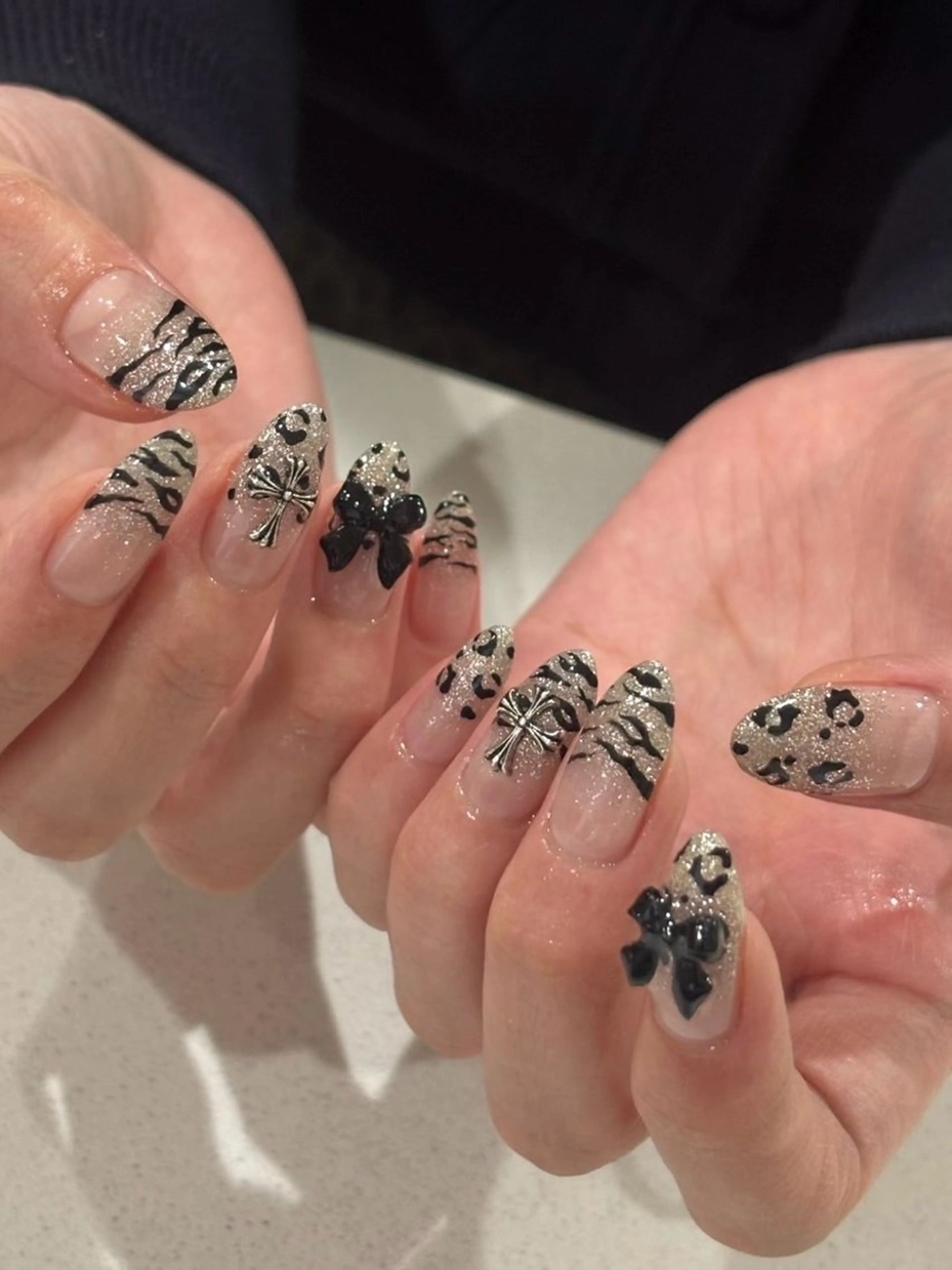 ロング m ú t e.所属・wakana  ︎︎のネイルデザイン