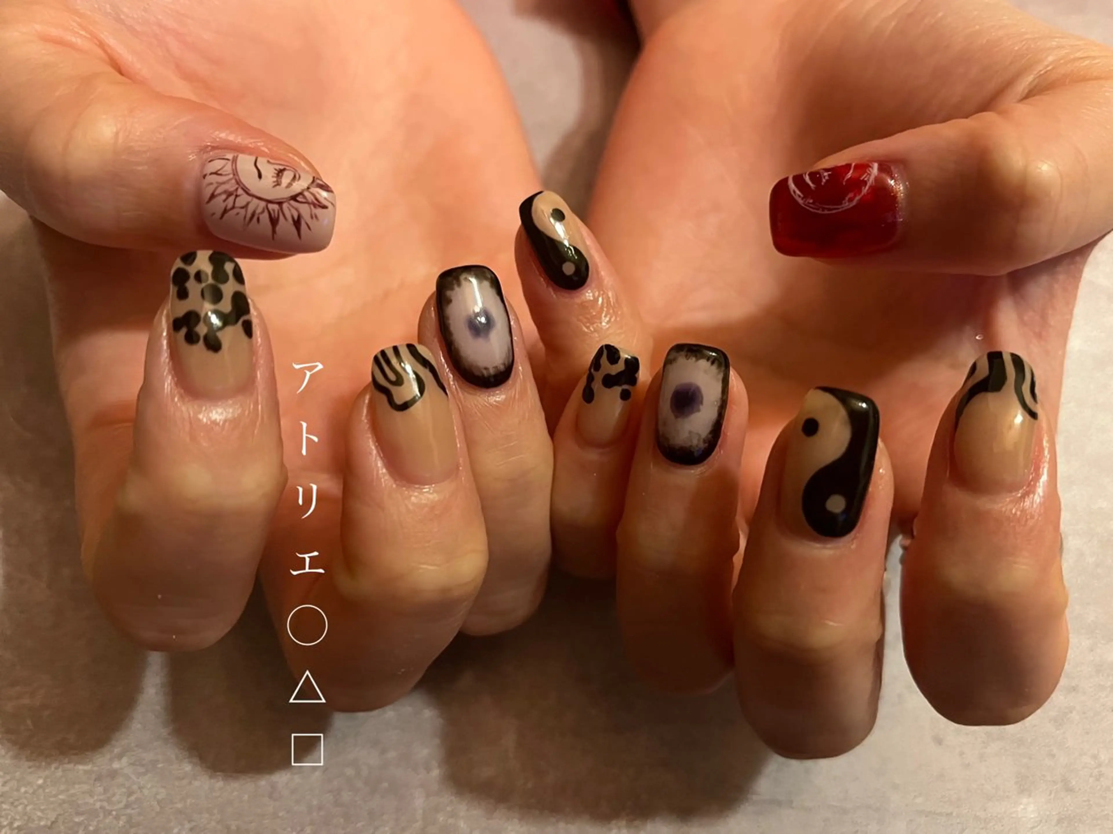 ネイル ハンドネイル アトリエ ○△□のネイルデザイン