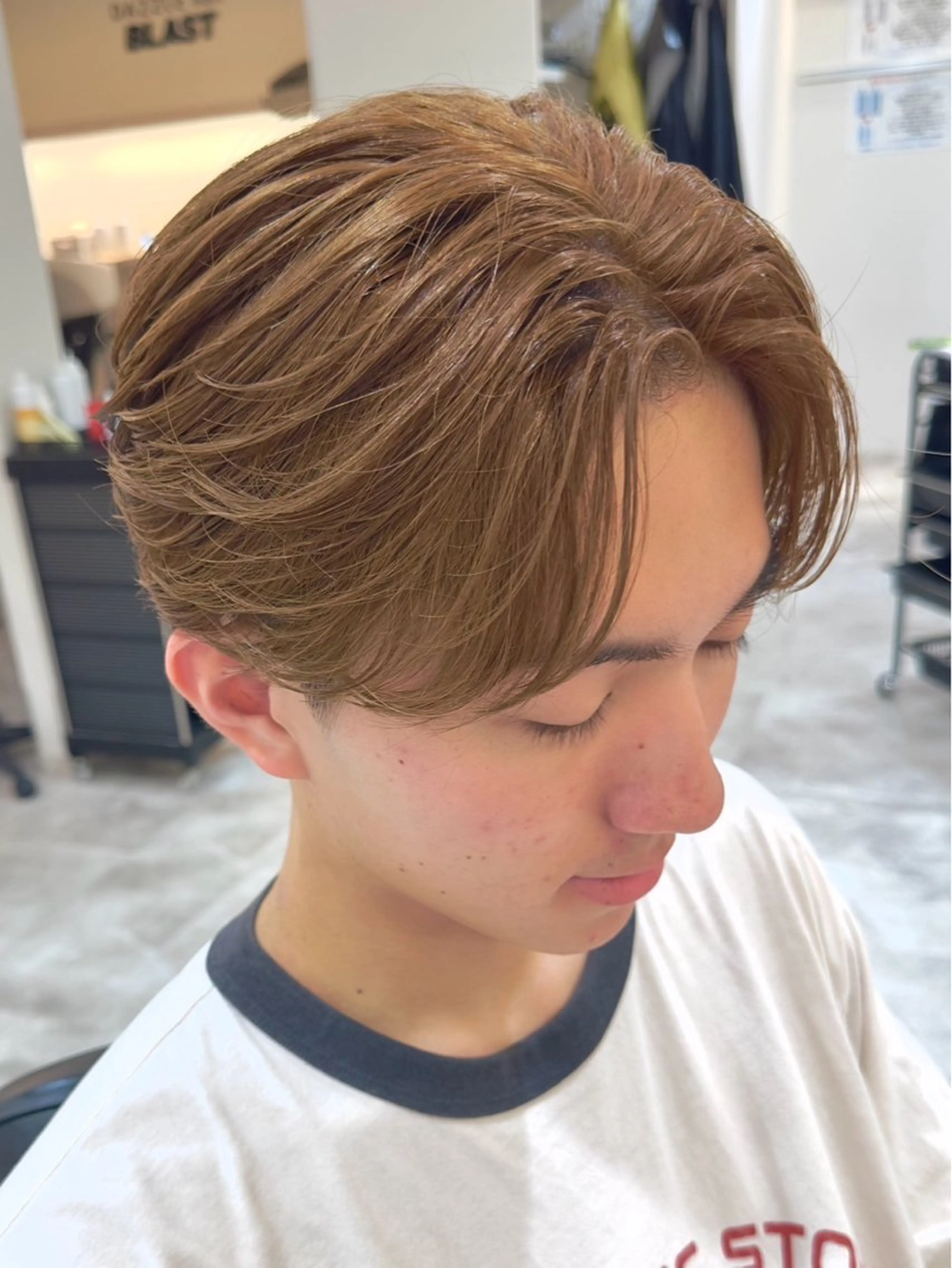 ショート カラー パーマ メンズ メンズパーマ ブラウンカラー ニュアンスパーマ DAZZLE hair BLAST所属・池戸 晴也のヘアスタイル