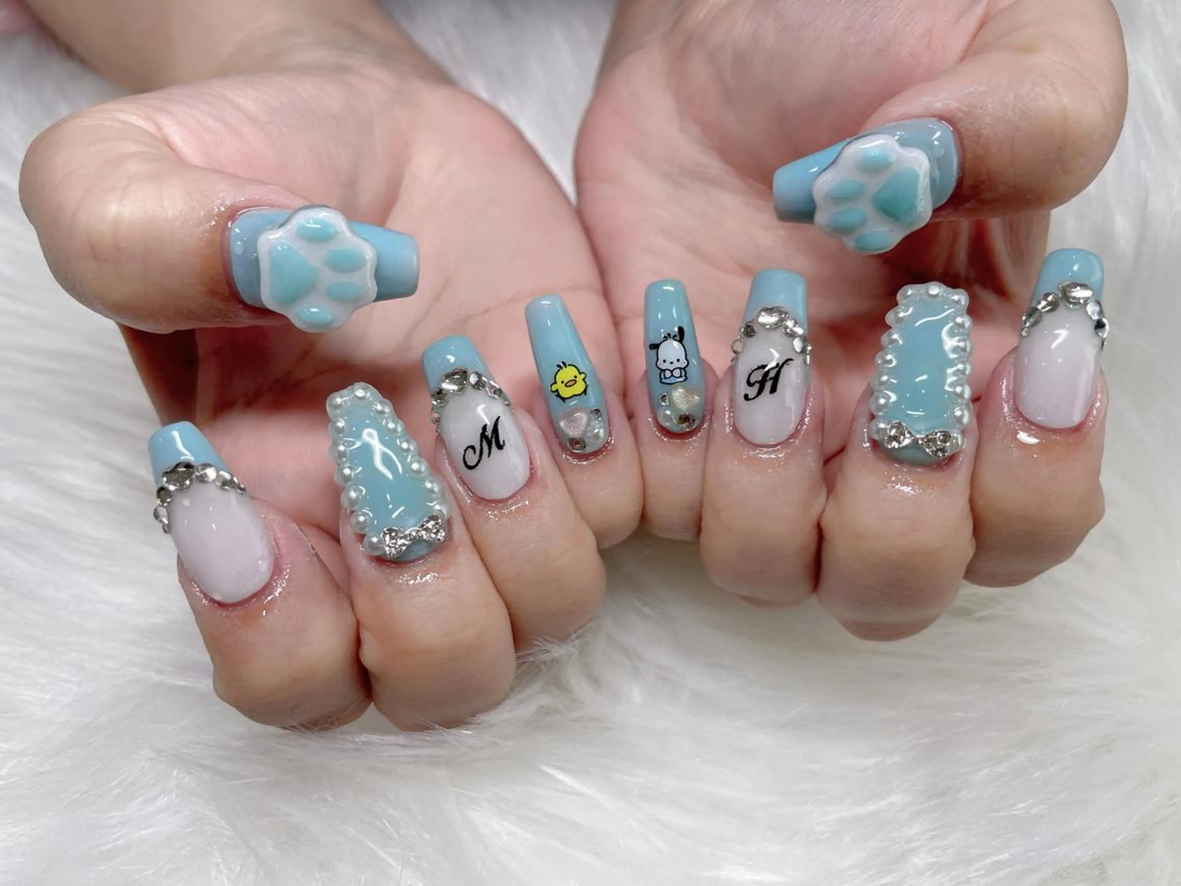 ミディアム ネイル ハンドネイル 《LB》ラブリエ Nail&eyeのマツエク・マツパデザイン