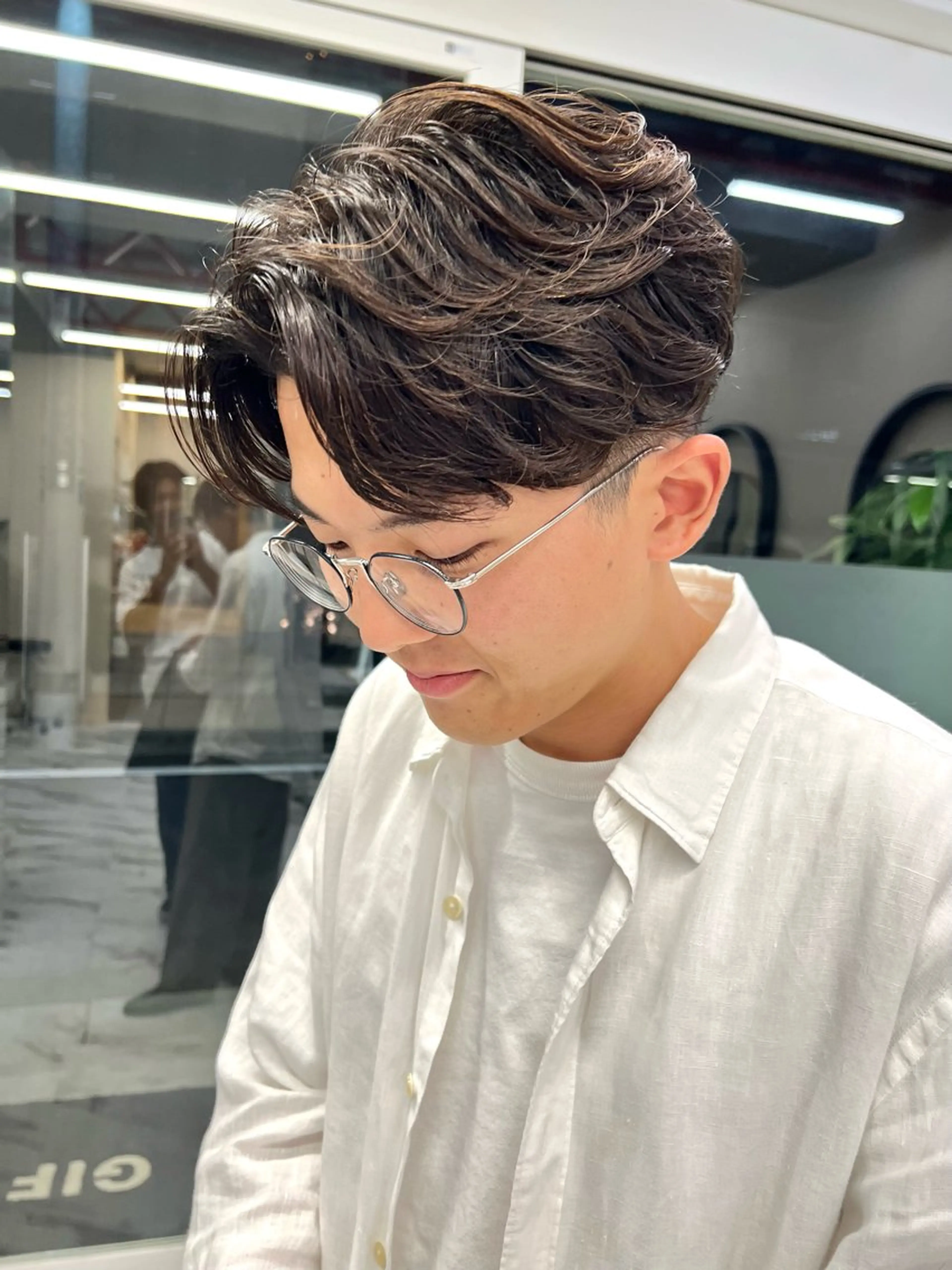 パーマ メンズ レイヤー/透明感 🍃鈴木裕介のヘアスタイル