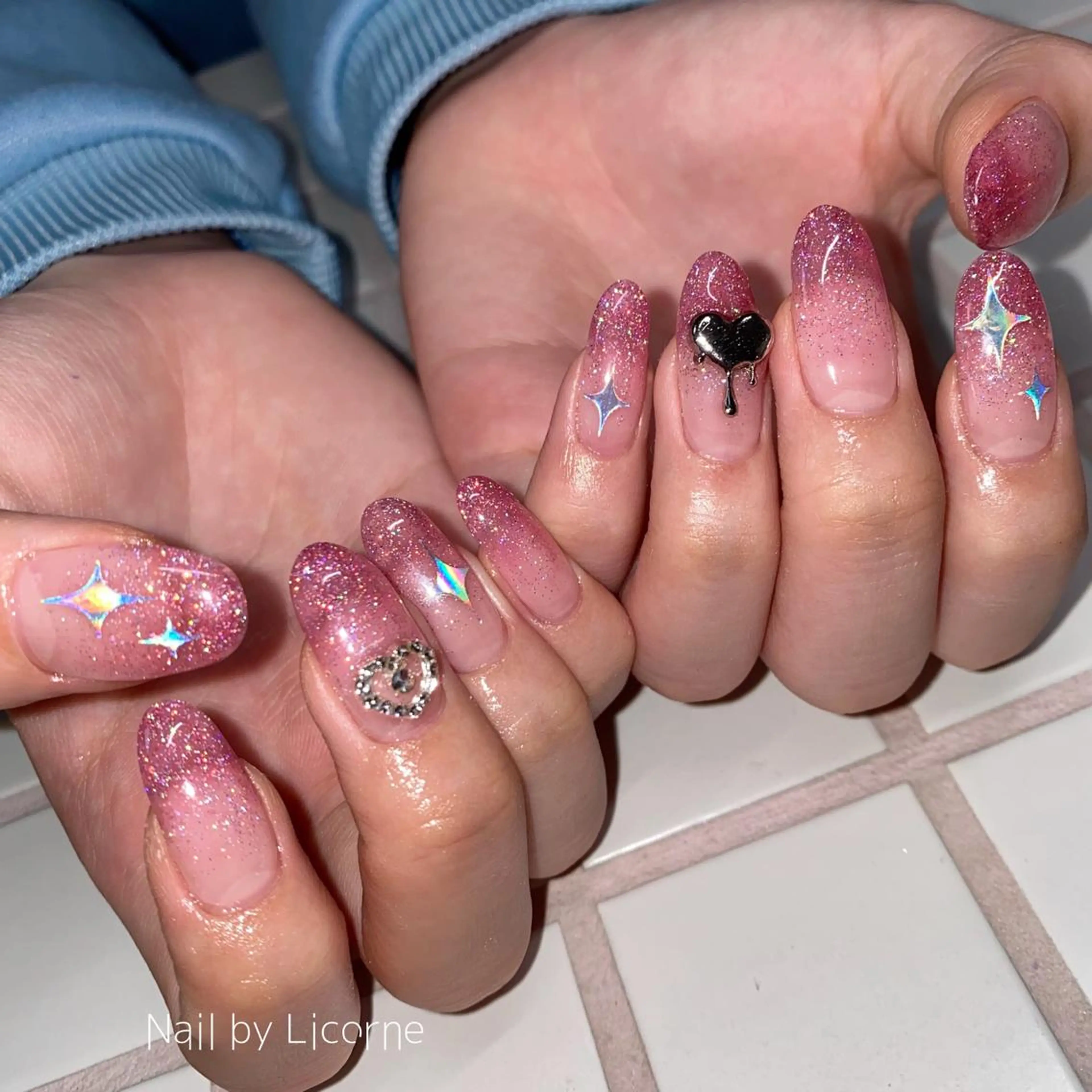 ネイル アートネイル オーロラネイル フレンチネイル 氷ネイル・うるうるネイル マグネットネイル ハンドネイル Nail by Licorneのネイルデザイン