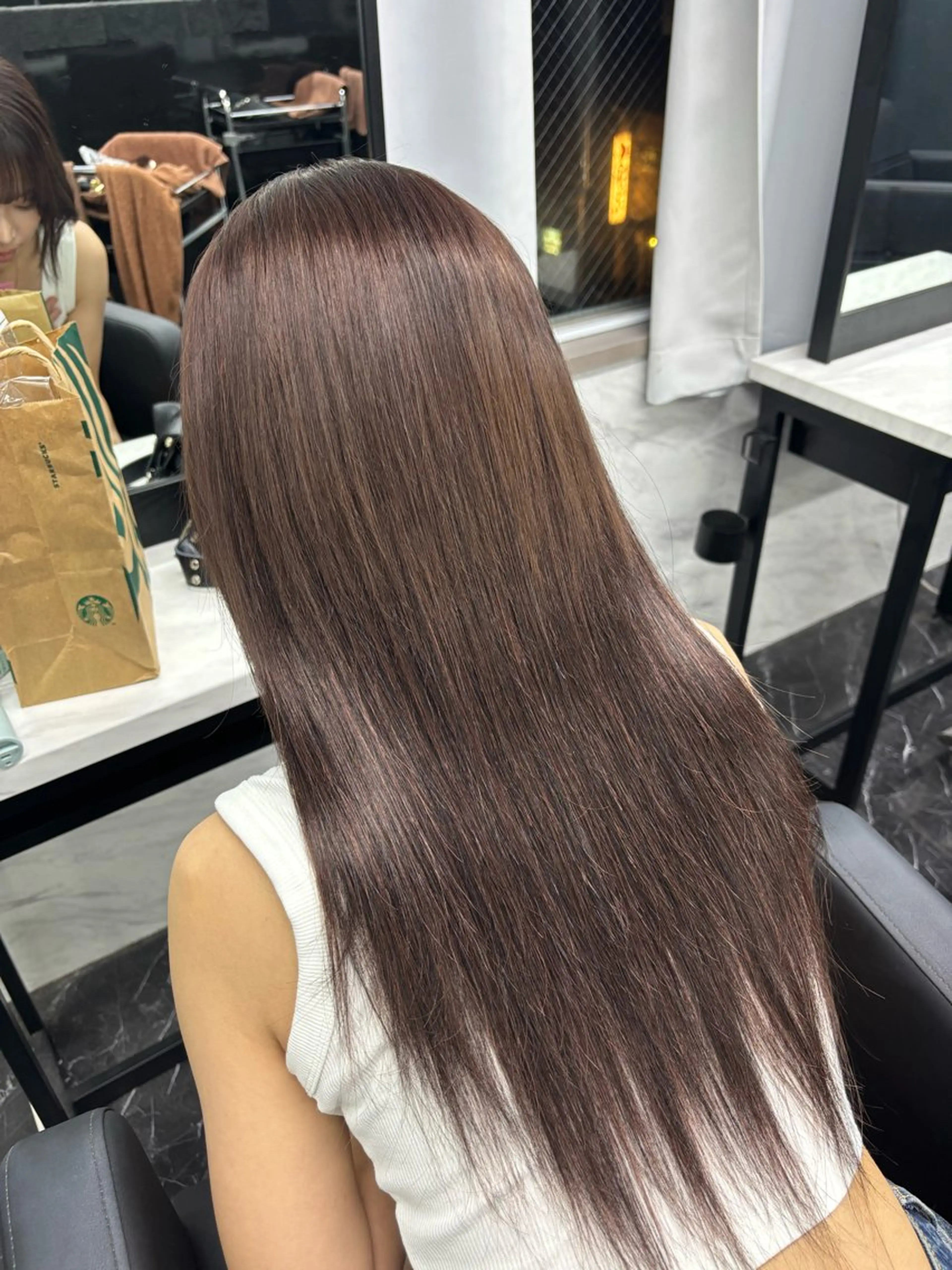 ロング カラー ブラウンカラー ヘアカラー Ria OSAKA所属・Assistant MOEのヘアスタイル