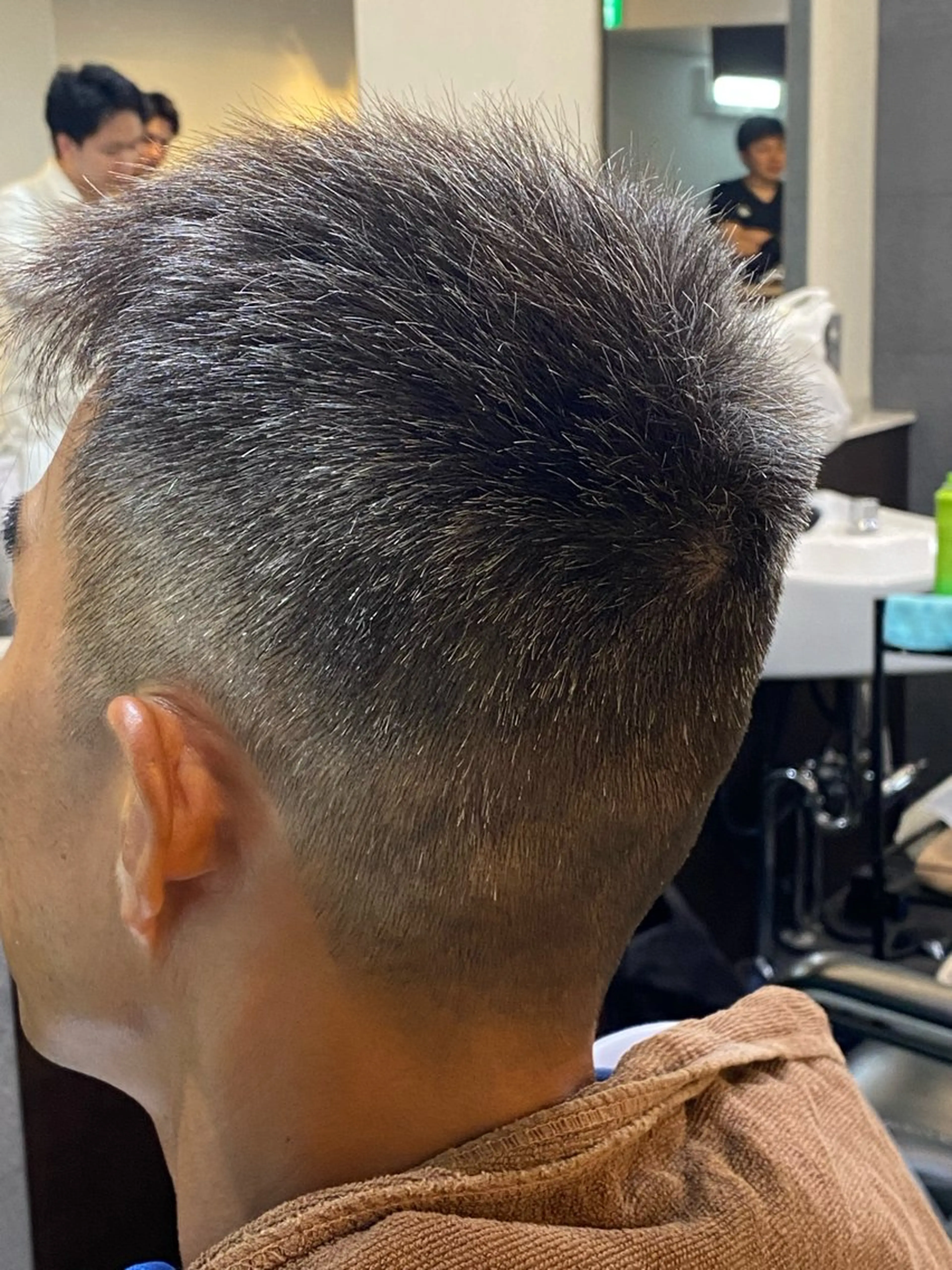 ショート メンズ カット 松岡 輝のヘアスタイル
