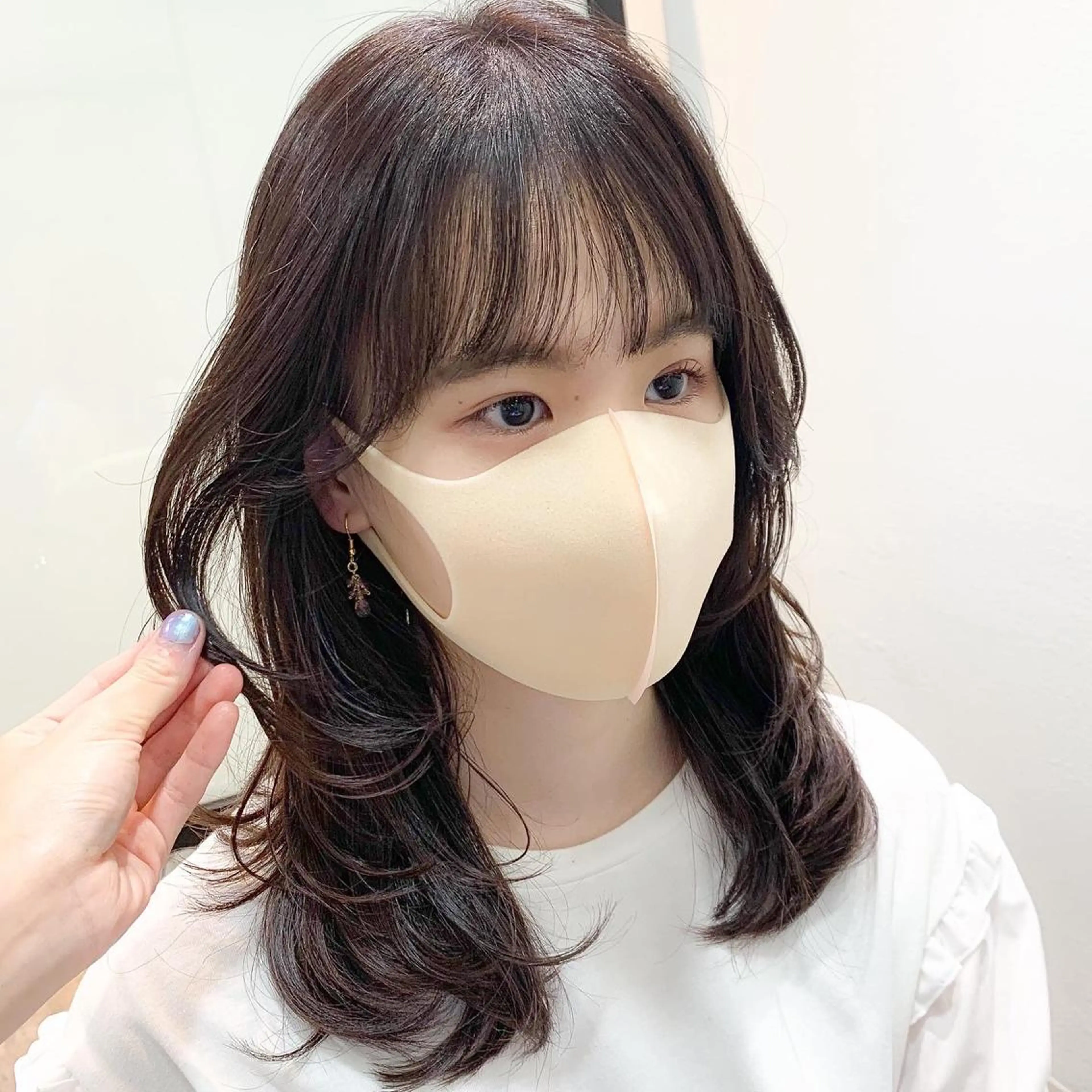 セミロング 顔周りカット レイヤーカット カット ヘアカラー CHIC表参道所属・垢抜けレイヤー🌙 お任せください🤍のヘアスタイル