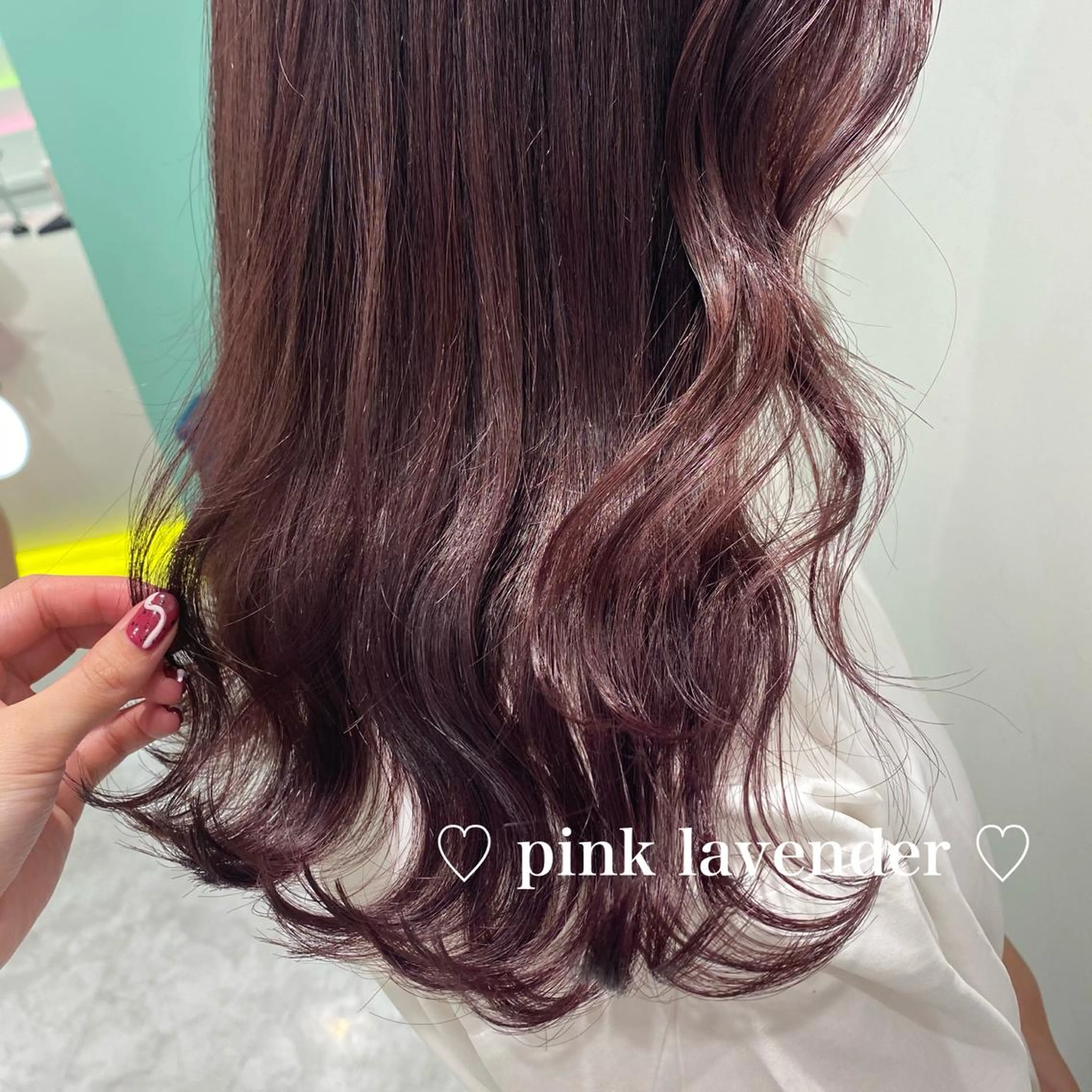セミロング カラー パーマ ヘアアレンジ メンズ ネイル マツエク・マツパ linette所属・🐩推し活🐩 FUTABA🍒のヘアスタイル