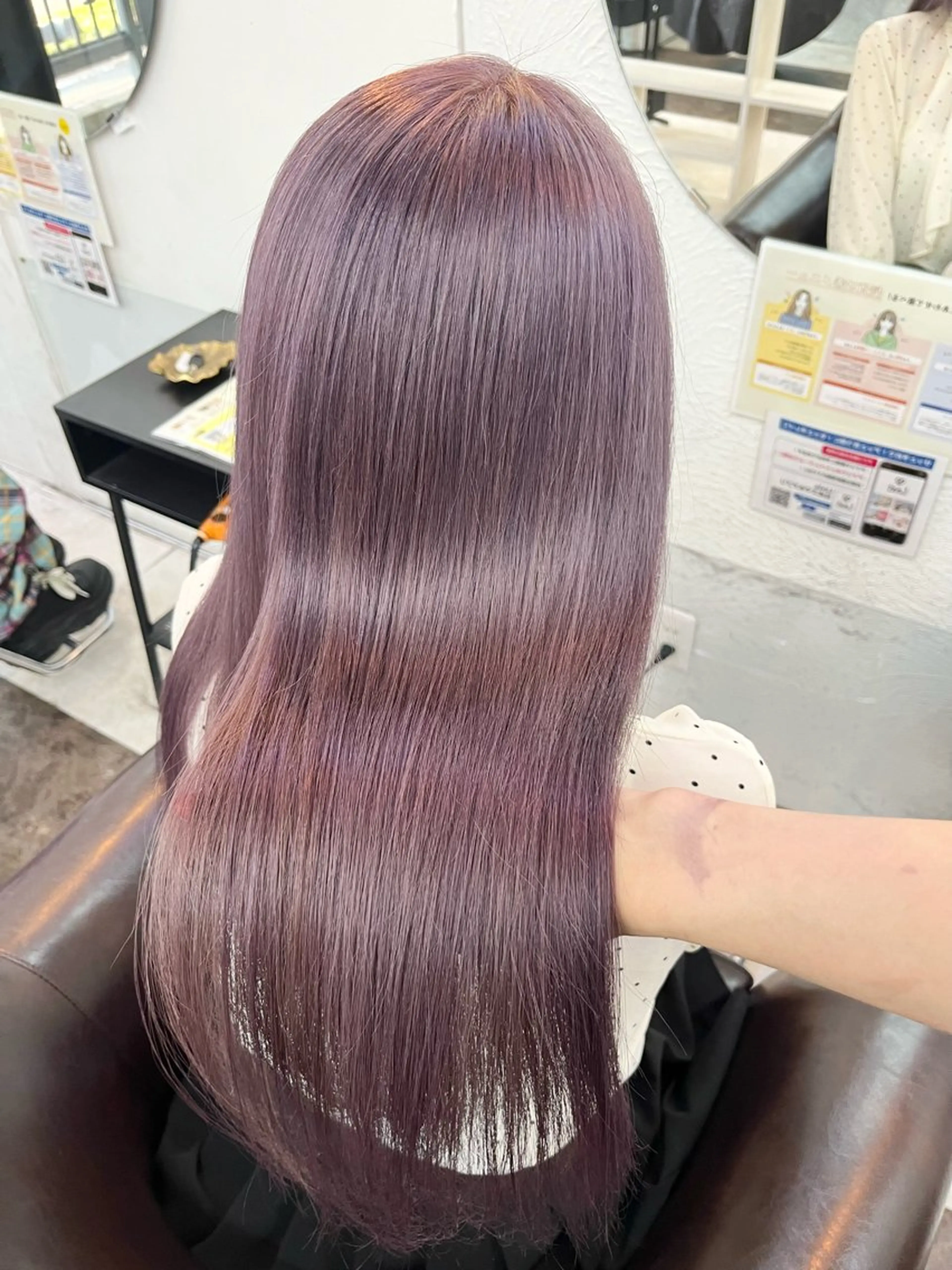 ロング カラー YUI/透明感 ブリーチ❕髪質改善のヘアスタイル
